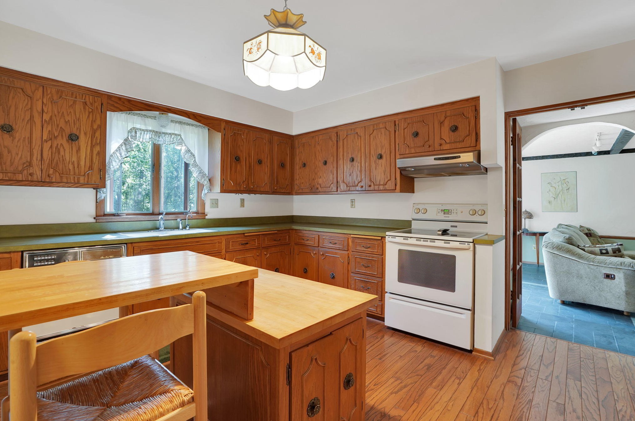 5227 Woodstead Rd, Waterford, WI 53185