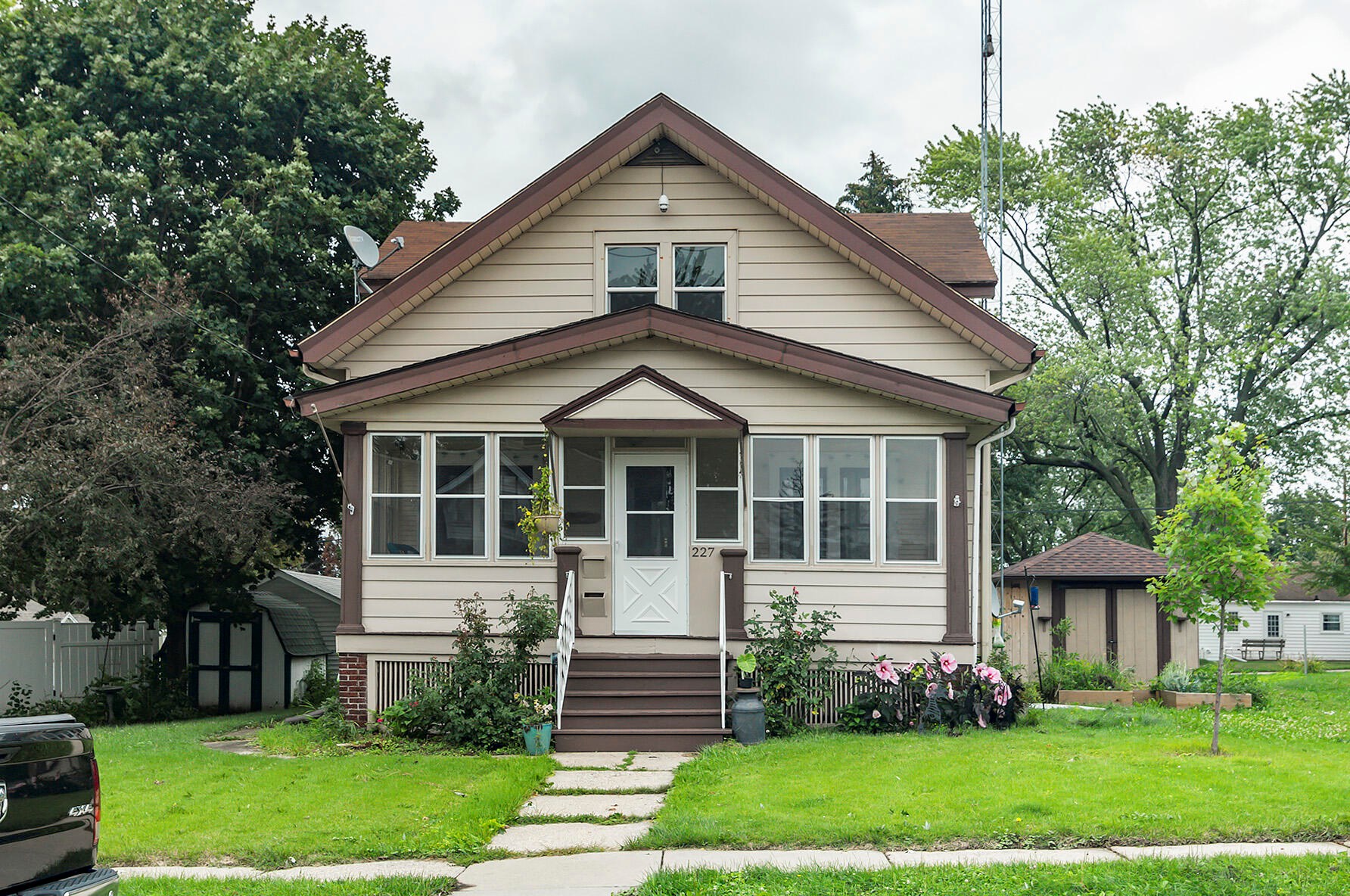 227 N Maple St, Watertown, WI 53094