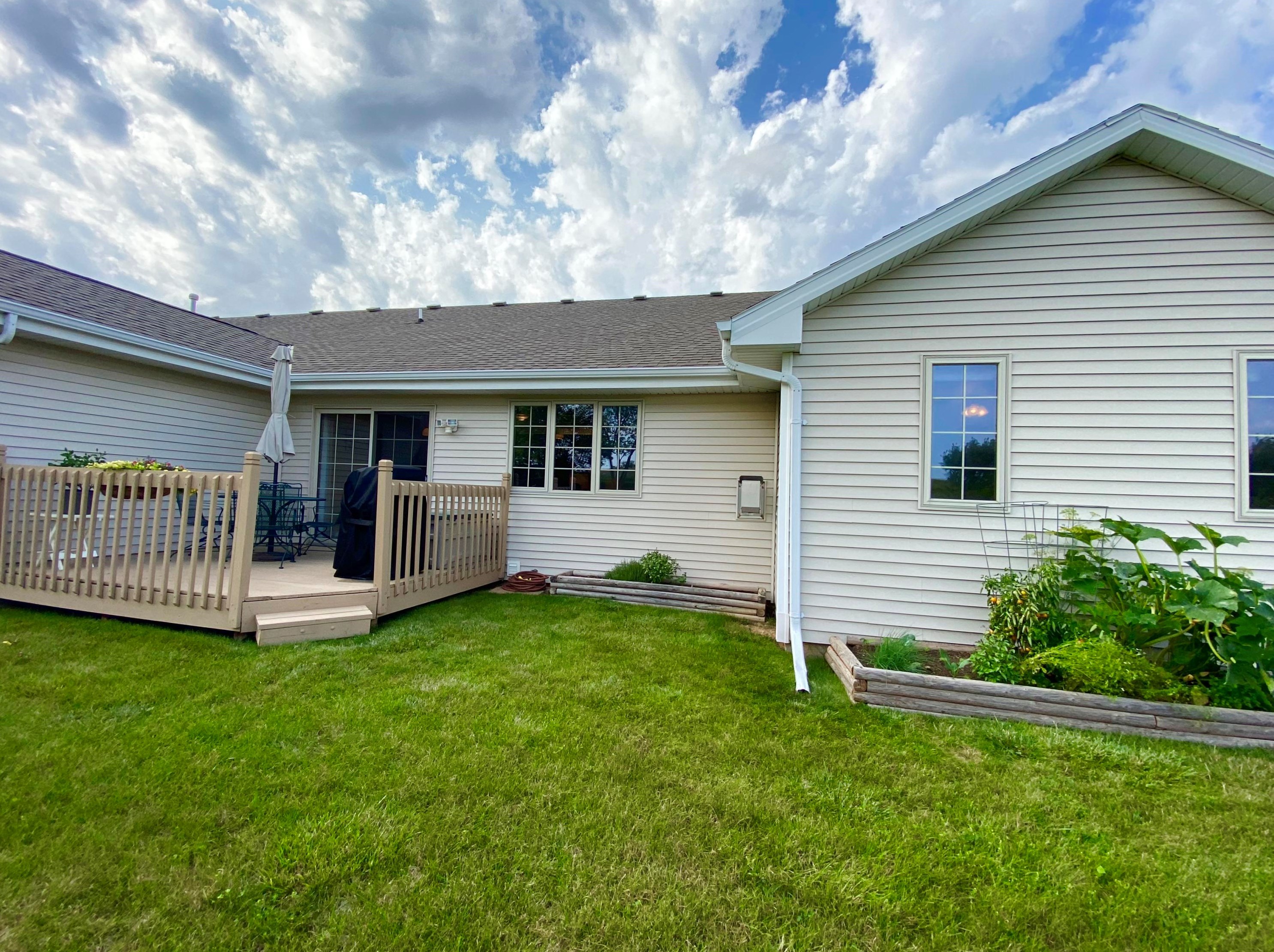 1117 York St, Oak Creek WI  53154-3728 exterior