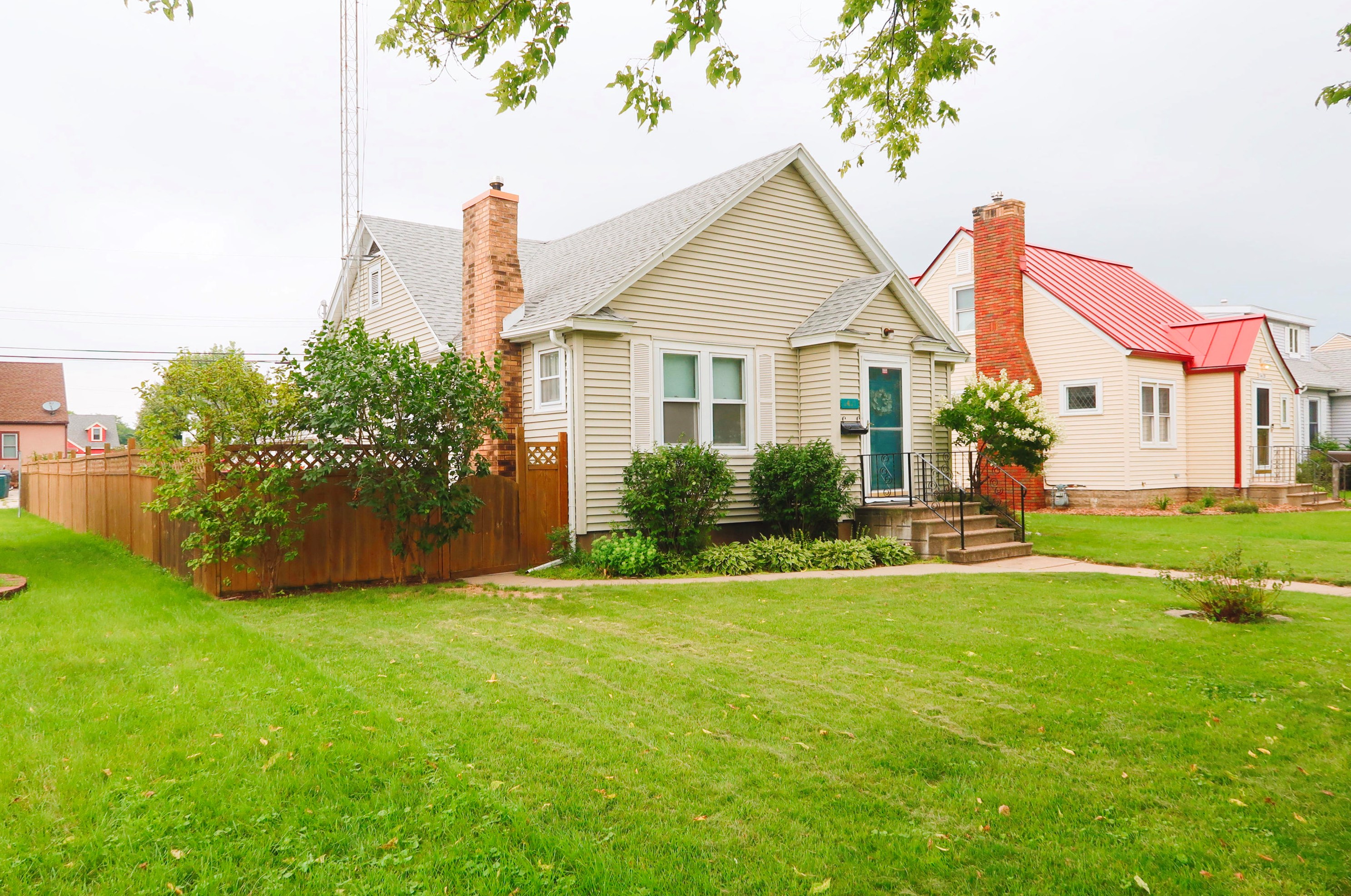 1411 Travis St, La Crosse, WI 54601