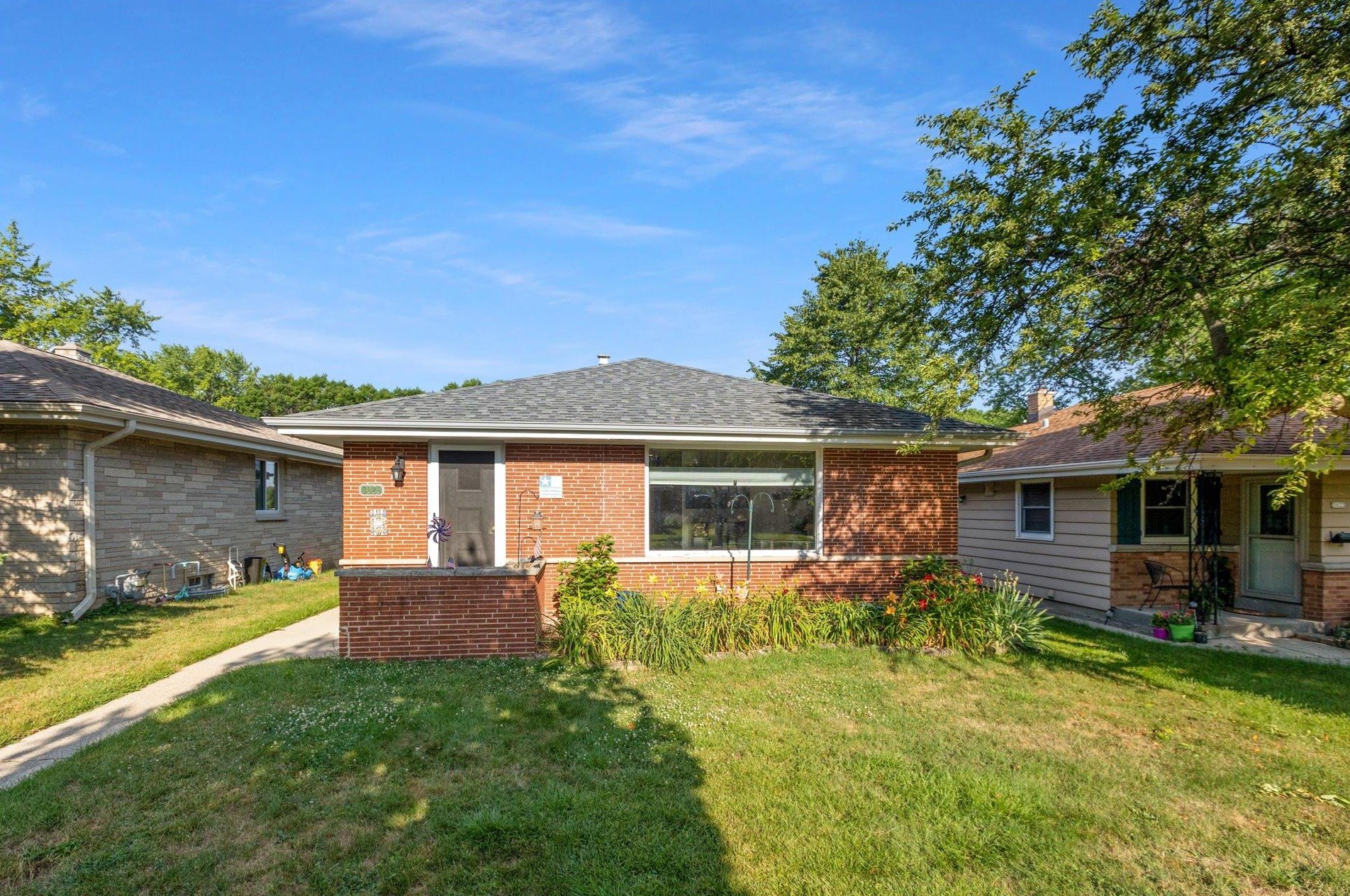 3029 S 94th St, Milwaukee, WI 53227
