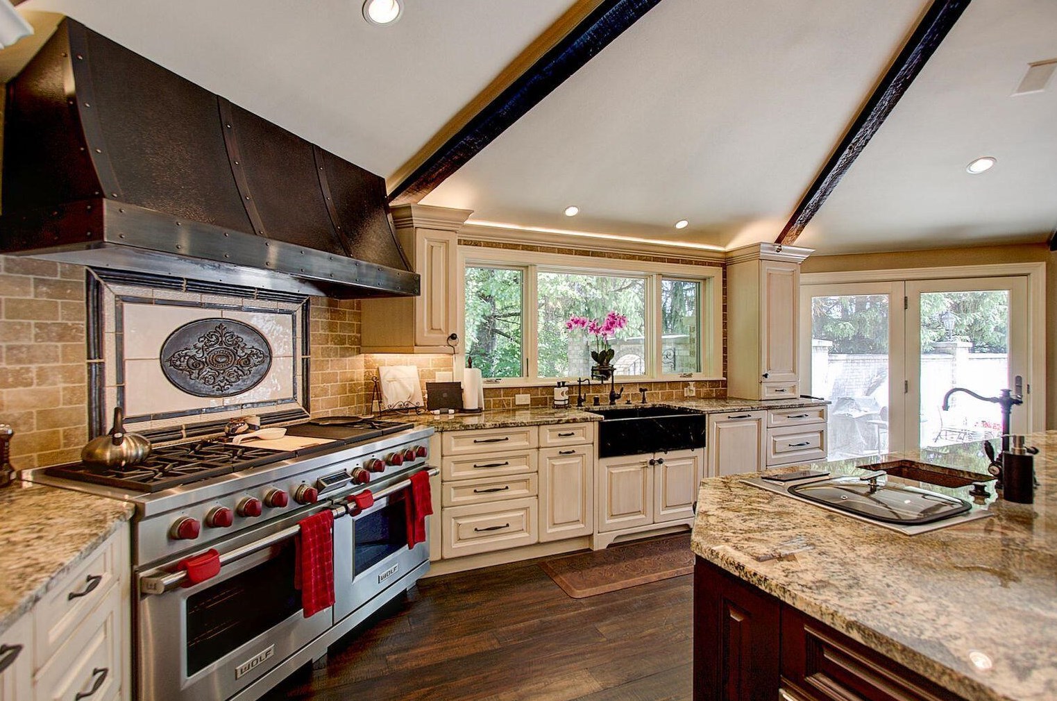 2275 Still Point Cir, Brookfield, WI 53045