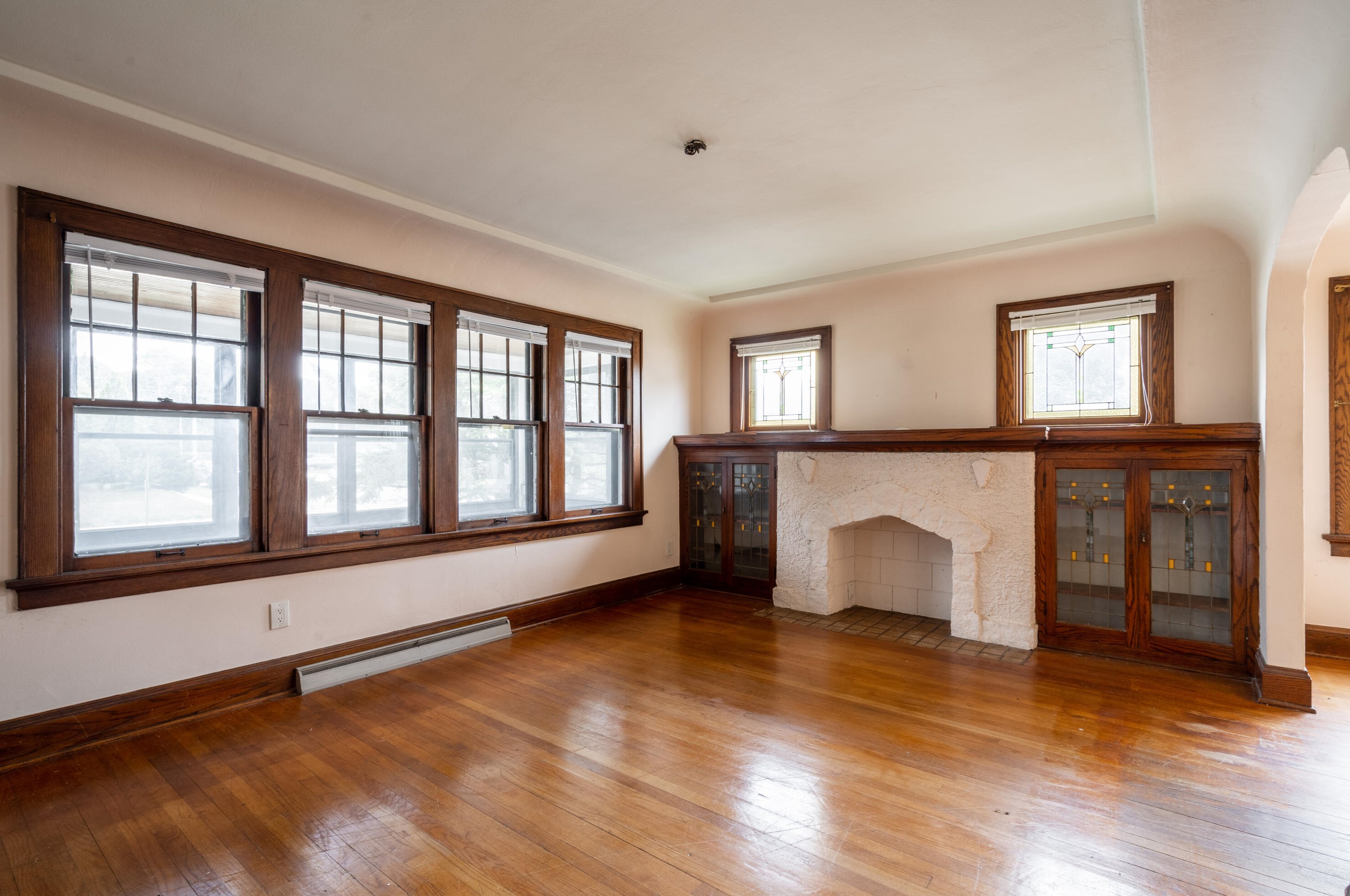 1114 15th Ave, South Milwaukee, WI 53172