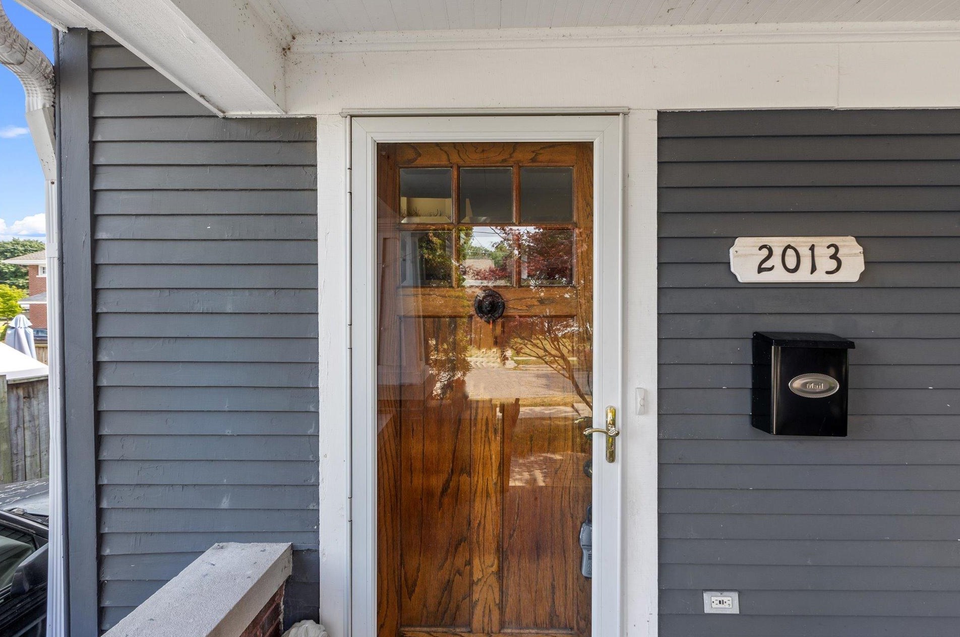 2013 73rd St, Kenosha, WI 53143