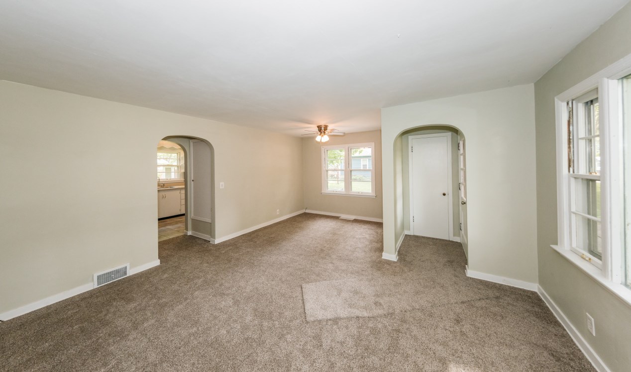 406 First St, Delavan, WI 53115-3072