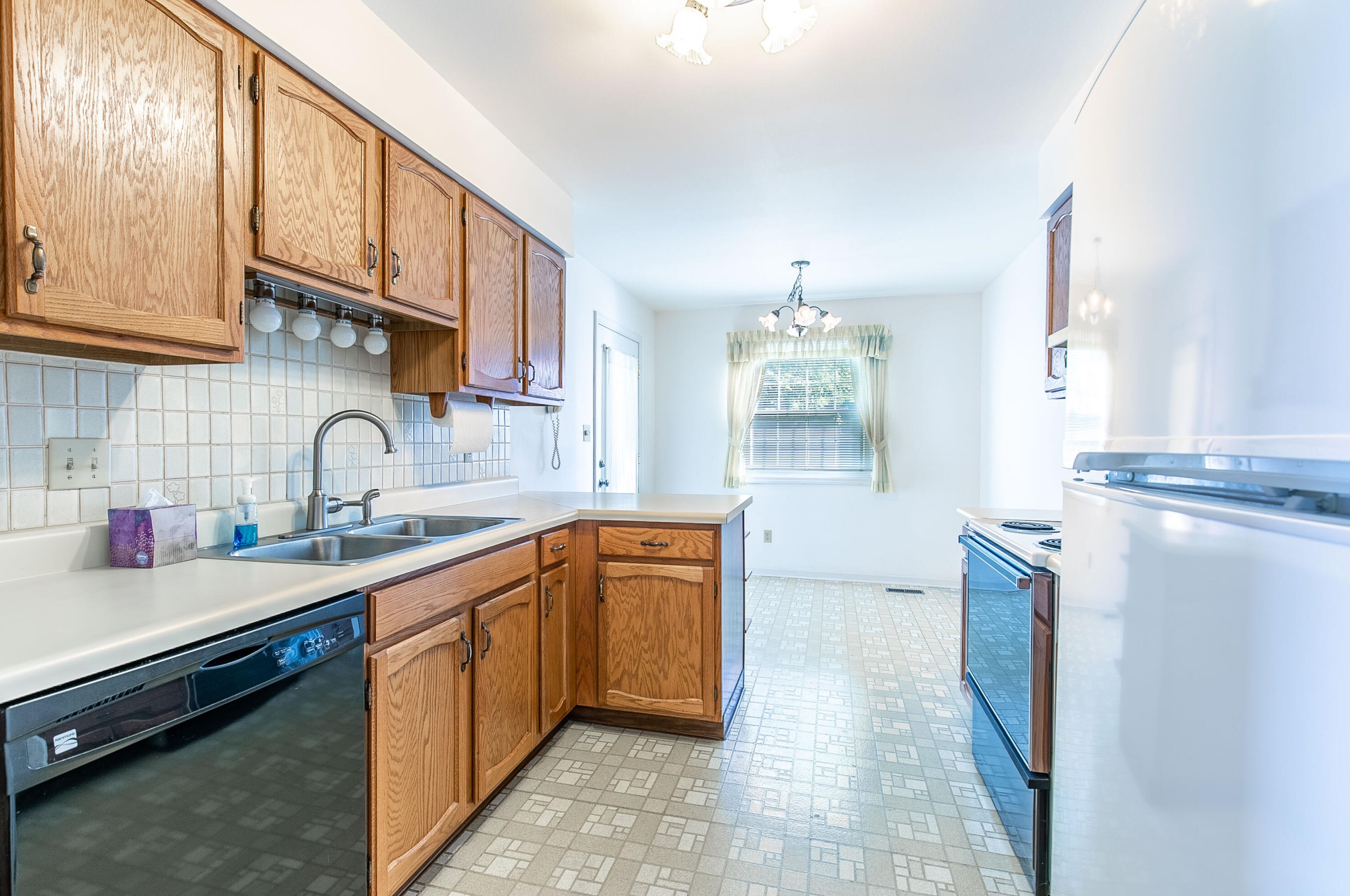 4104 80th Pl #25b, Kenosha, WI 53142