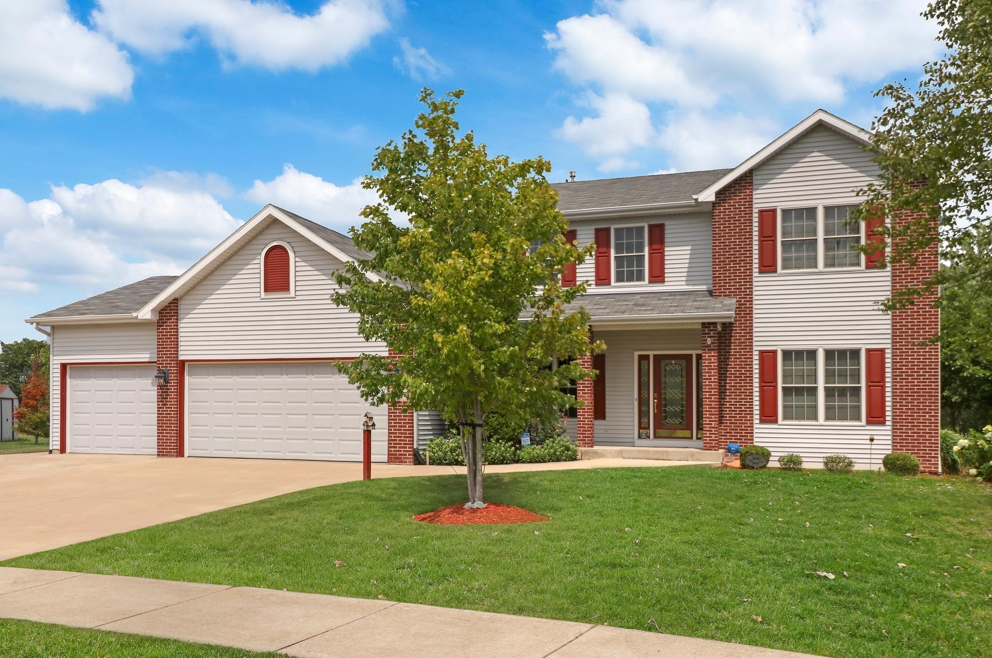 9102 61st St, Kenosha, WI 53142