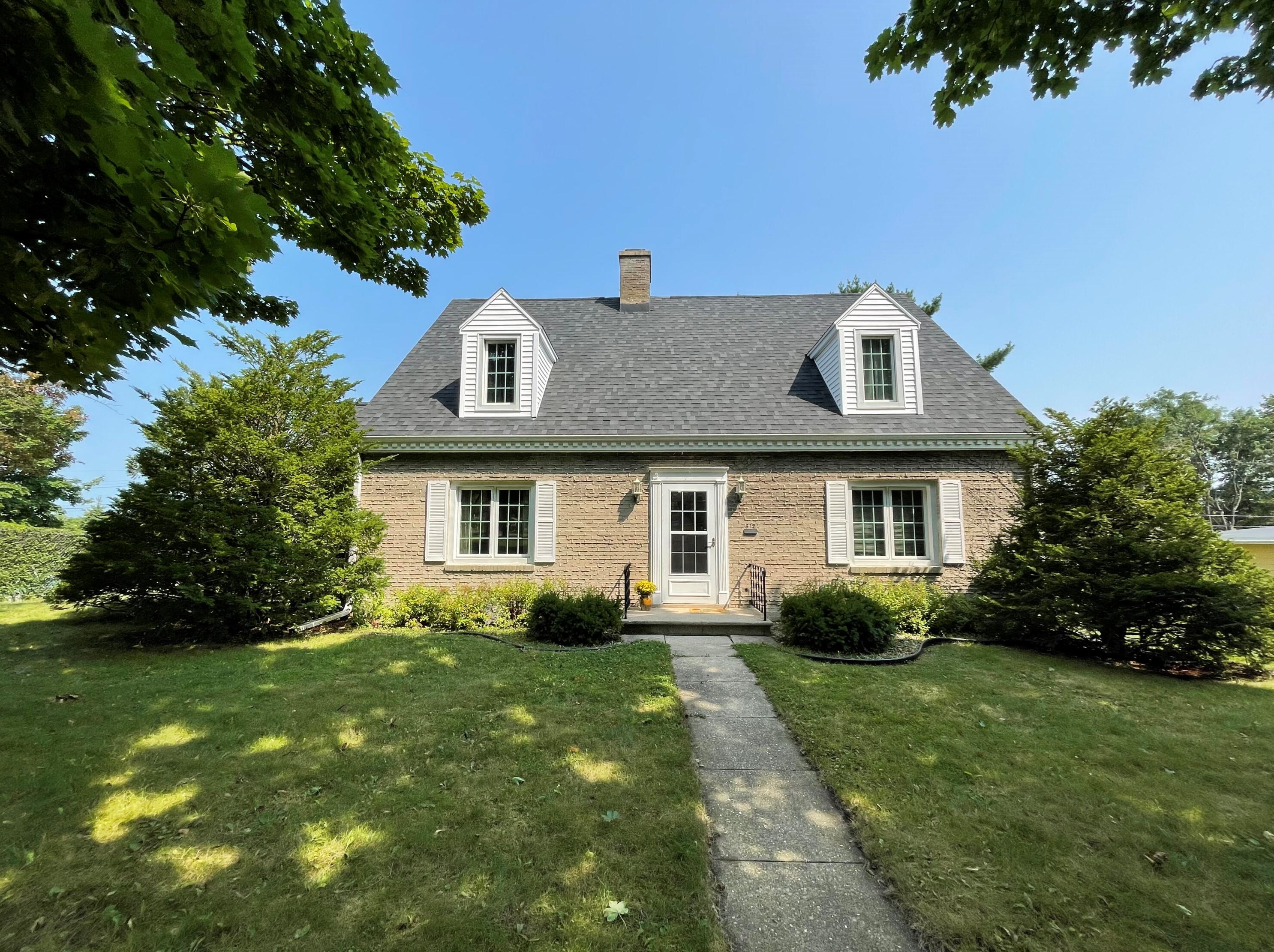 612 Frederick Ave, Fort Atkinson, WI 53538-1057