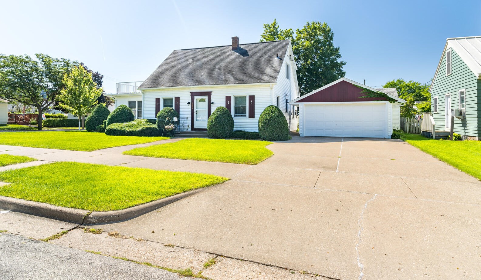 2154 Winnebago St, La Crosse, WI 54601