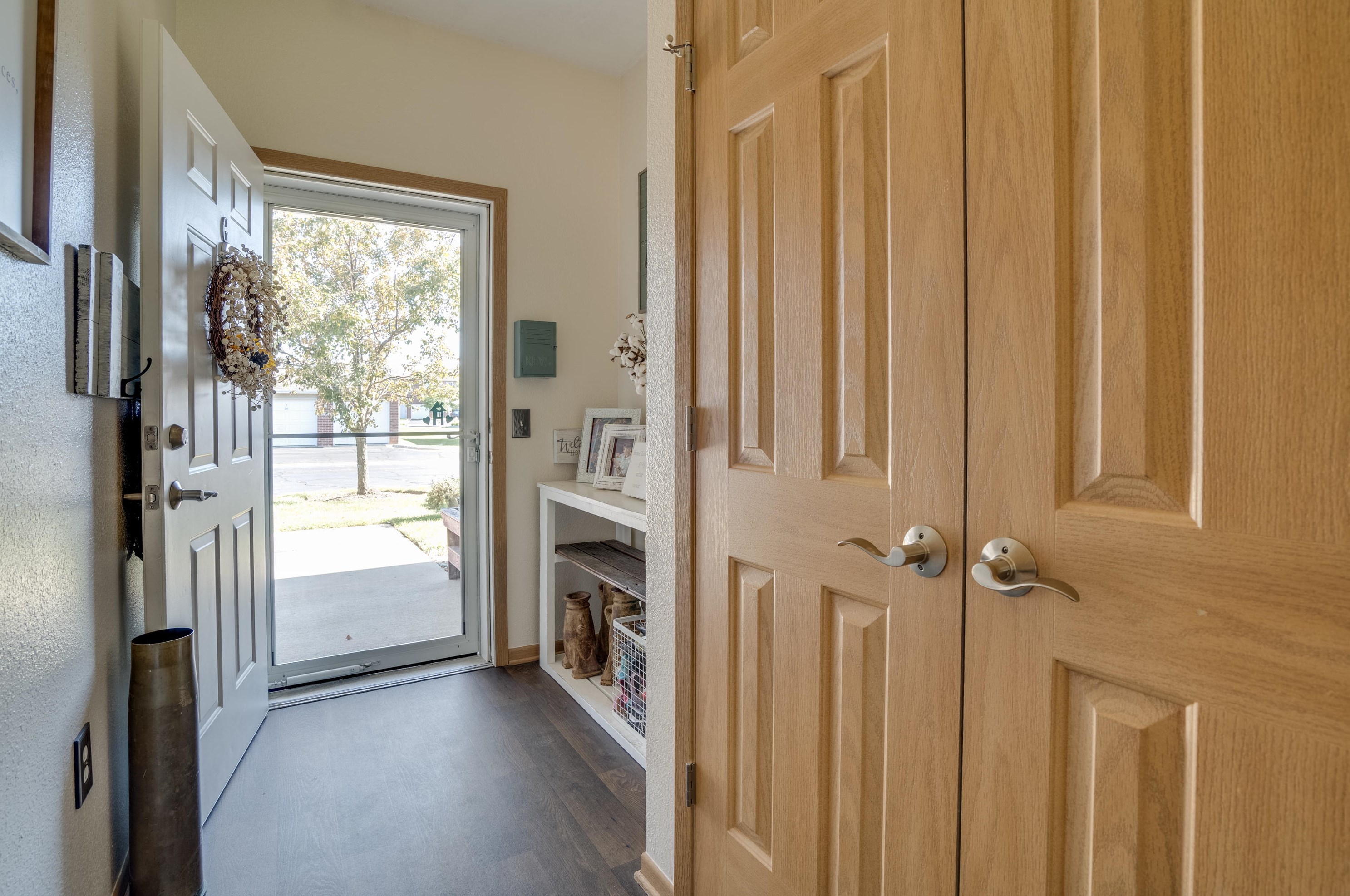 6746 100th Pl #g, Kenosha, WI 53158