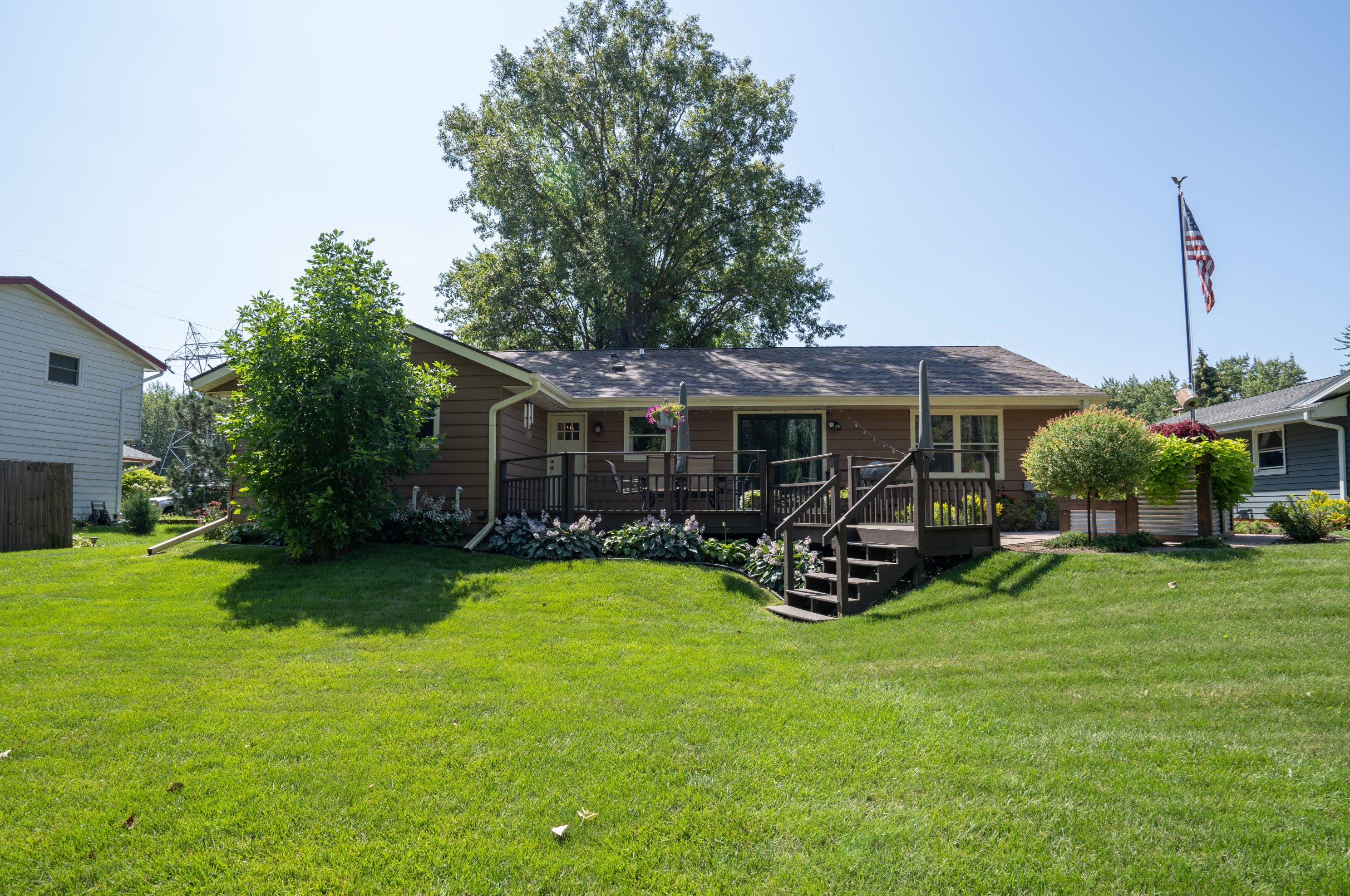 3004 Northbridge Dr, Racine, WI 53404-1102