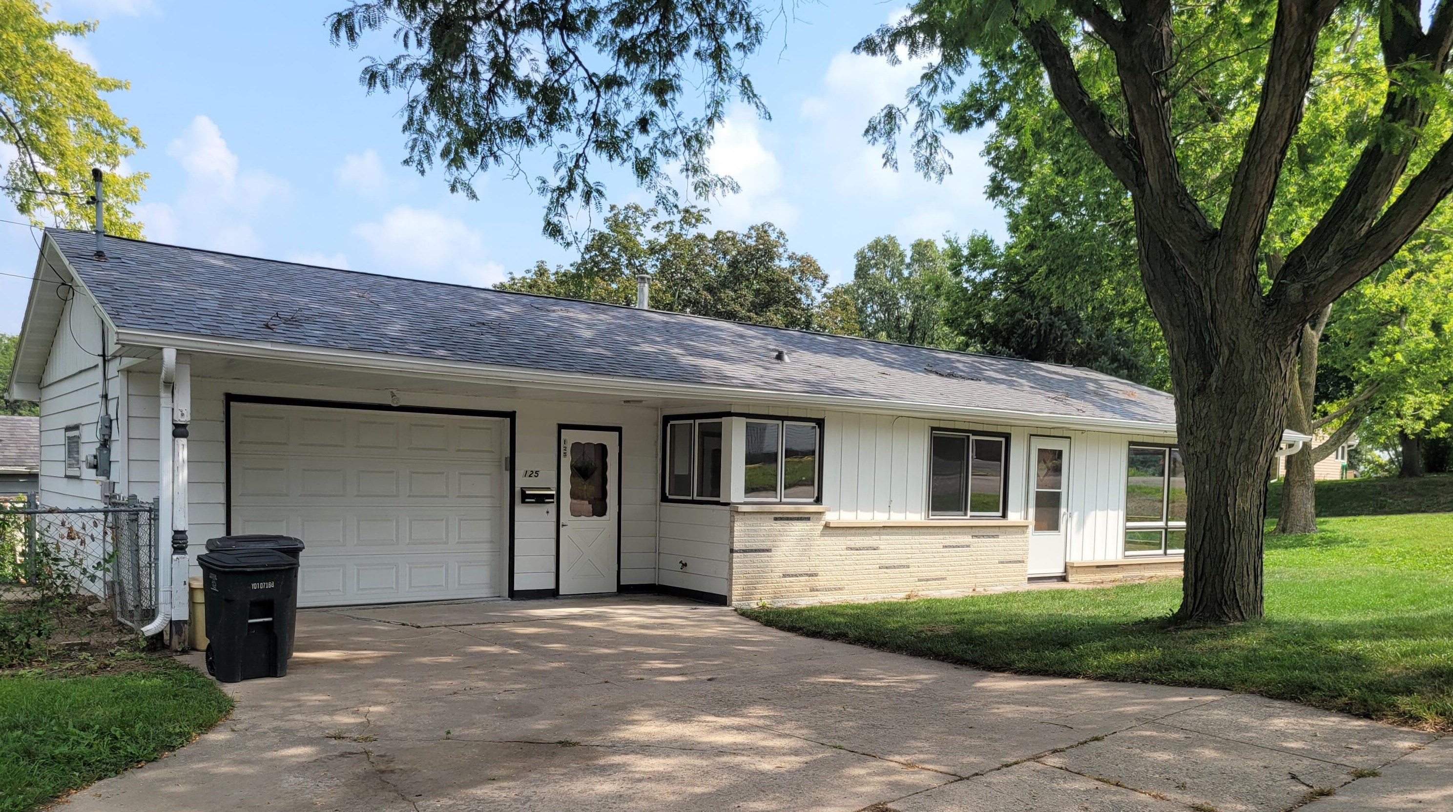 125 Truman St, Jefferson, WI 53549-2050