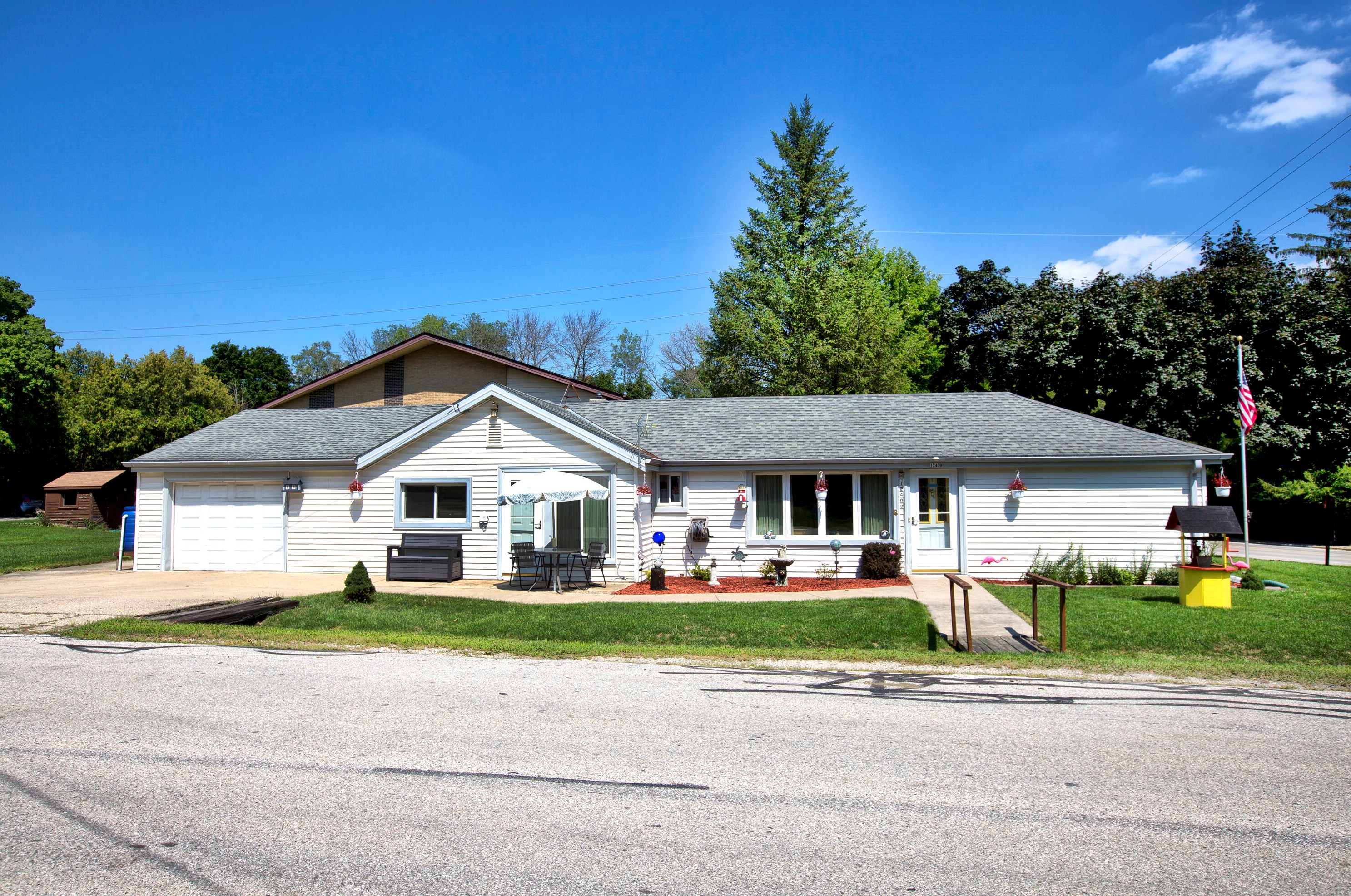 12400 W Honey Ln, Waukesha, WI 53151