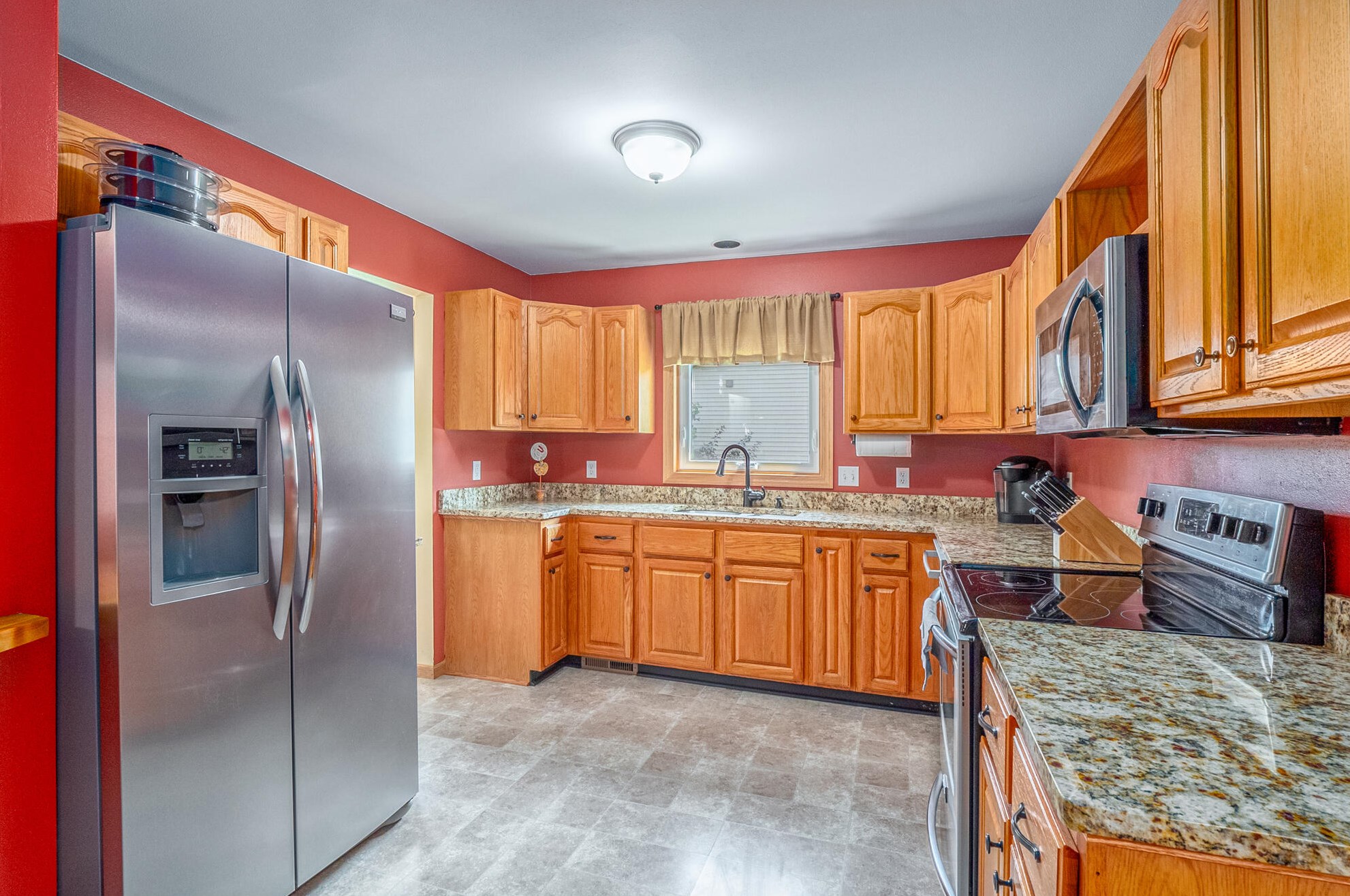 2240 Songbird Ct, Plymouth, WI 53073-4997