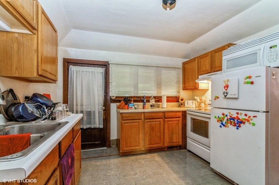 516 Sage St, Lake Geneva, WI 53147