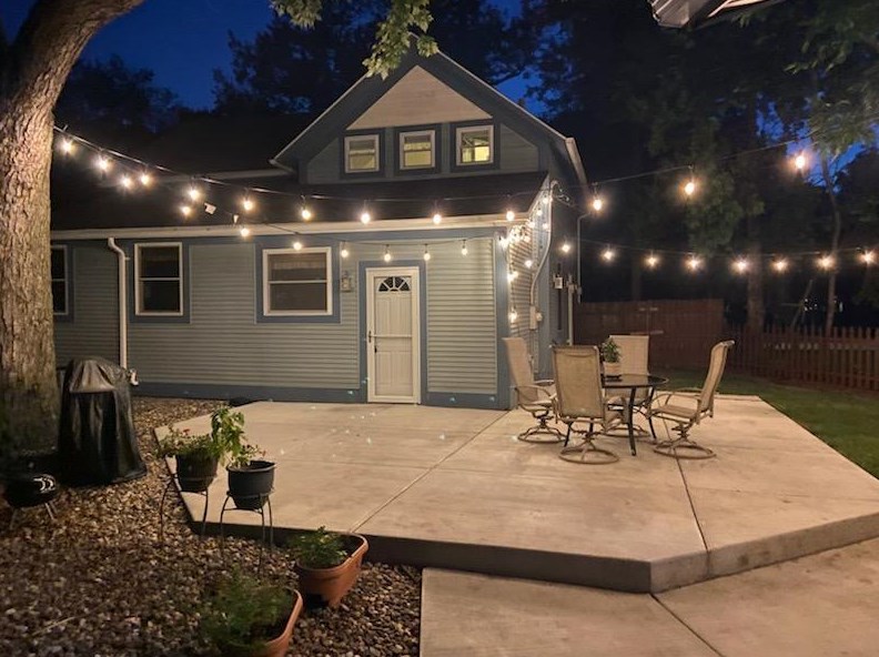 558 North Ave, Chenequa, WI 53029