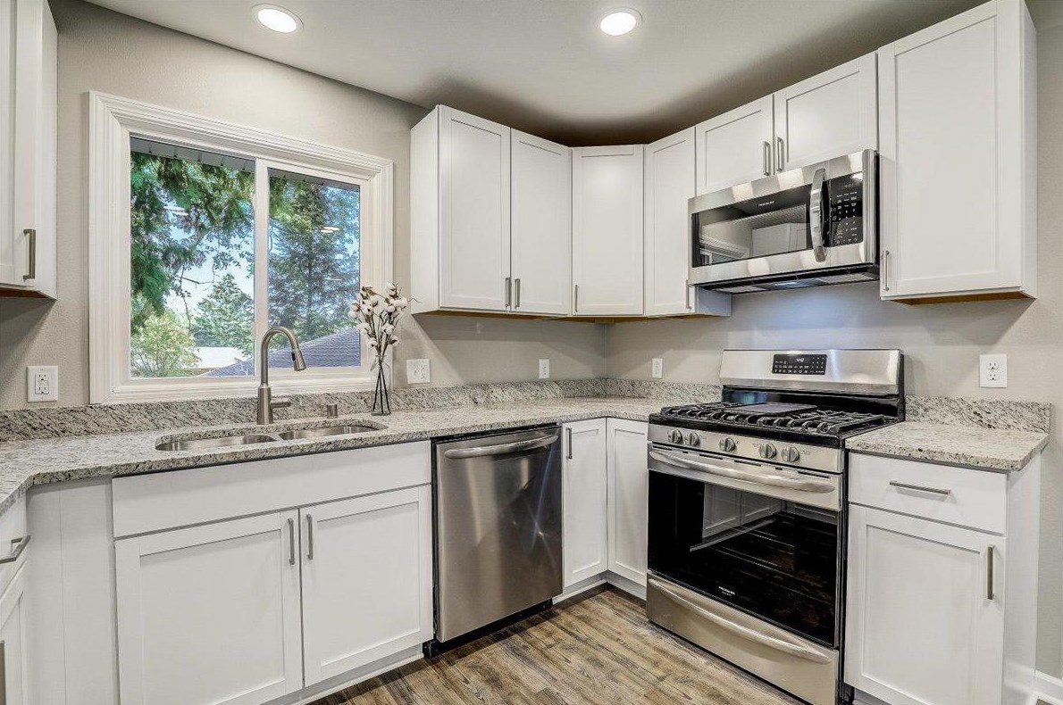 2829 Farview Dr, Richfield WI  53076-9712 exterior