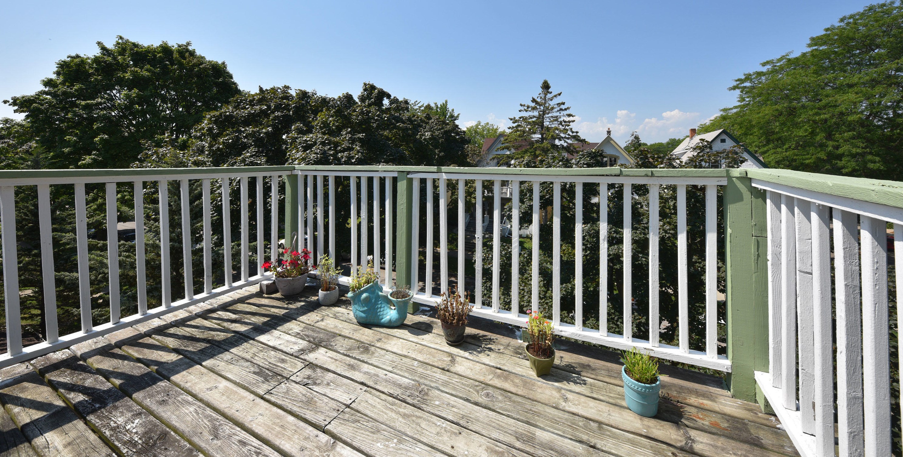 2972 Cramer St, Milwaukee WI 53211-3240 exterior