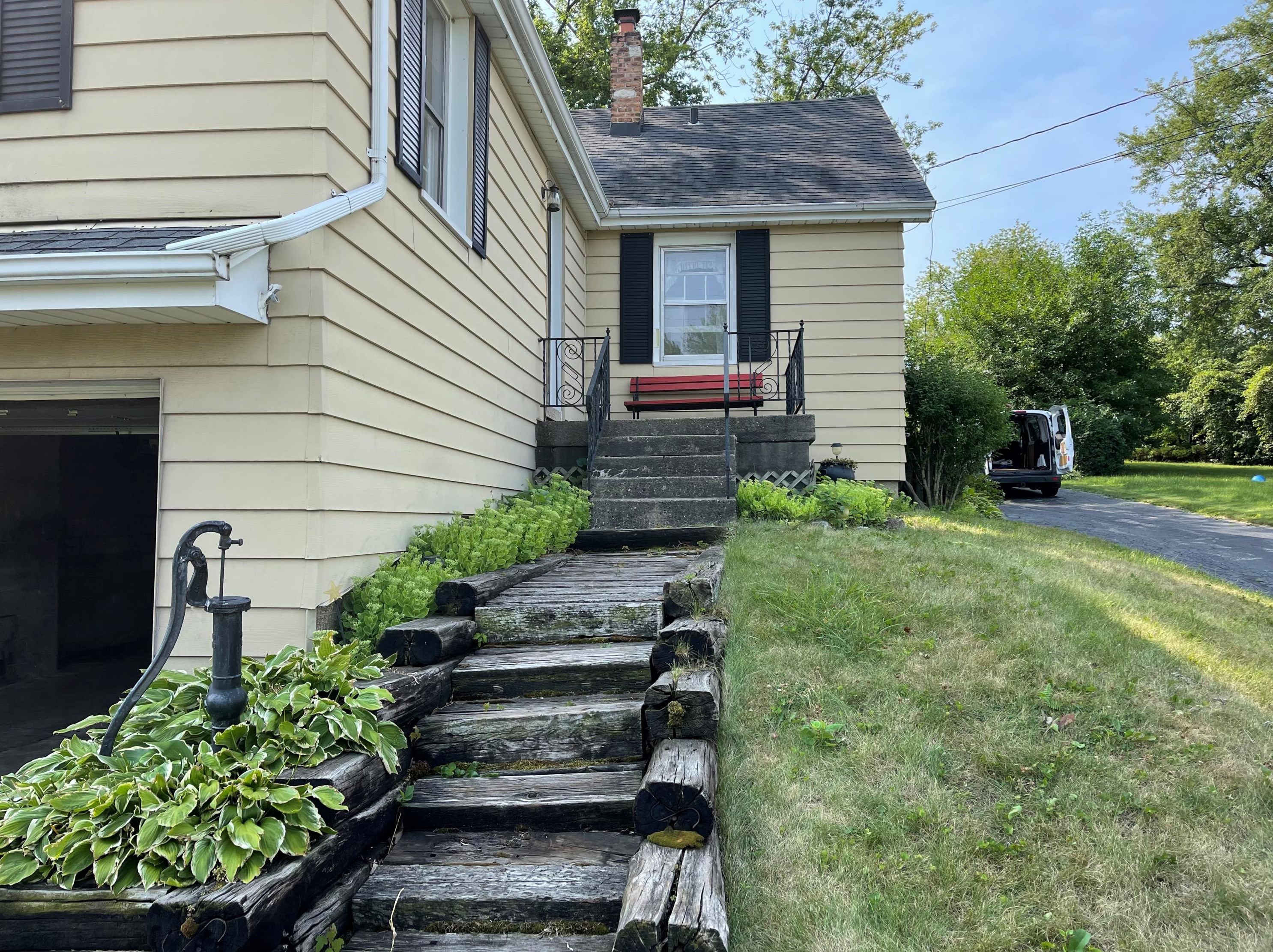 17015 Lisbon Rd, Brookfield, WI 53005-1324