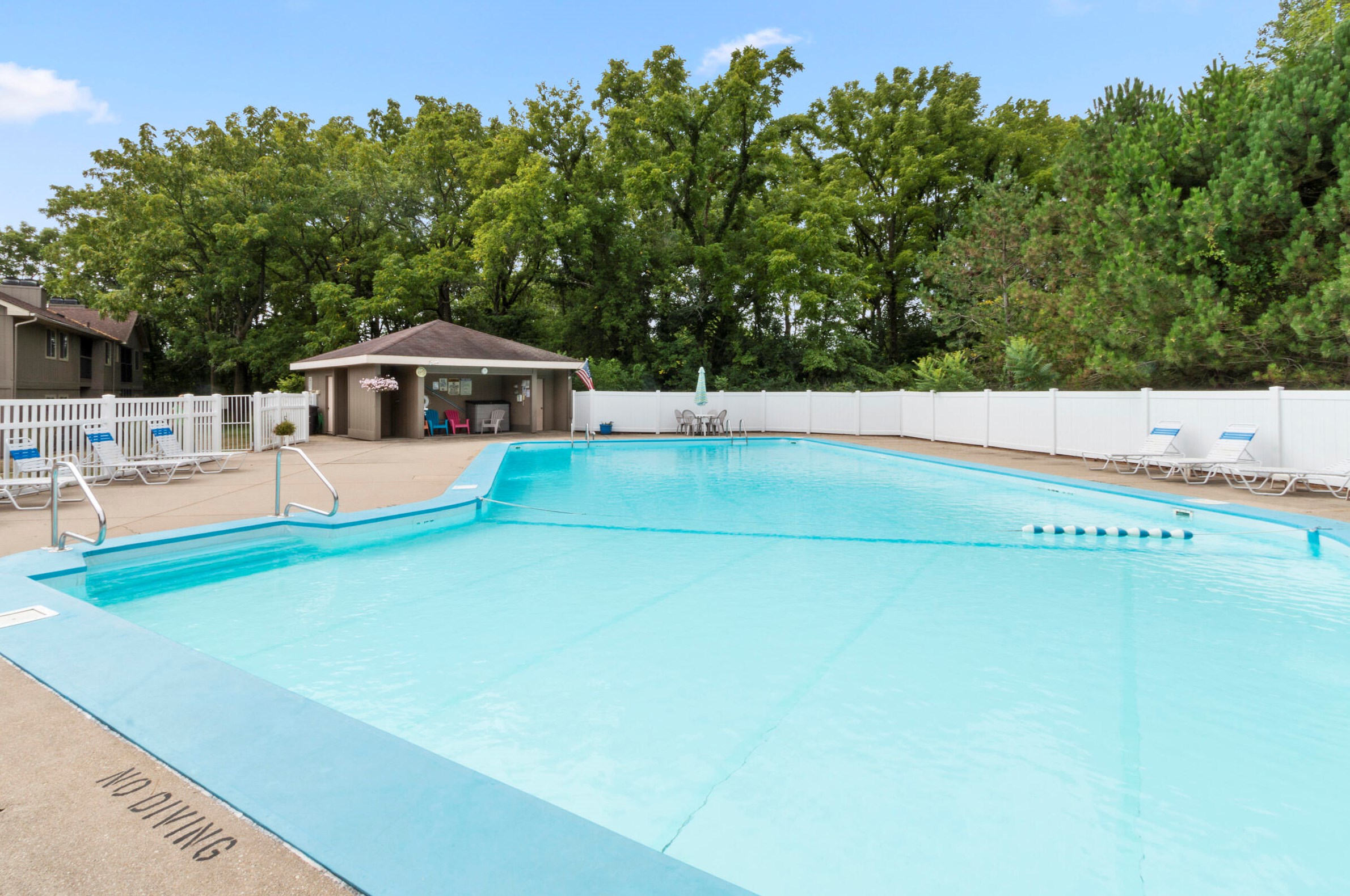 945 Woodridge Ct #3d, Lake Geneva, WI 53147