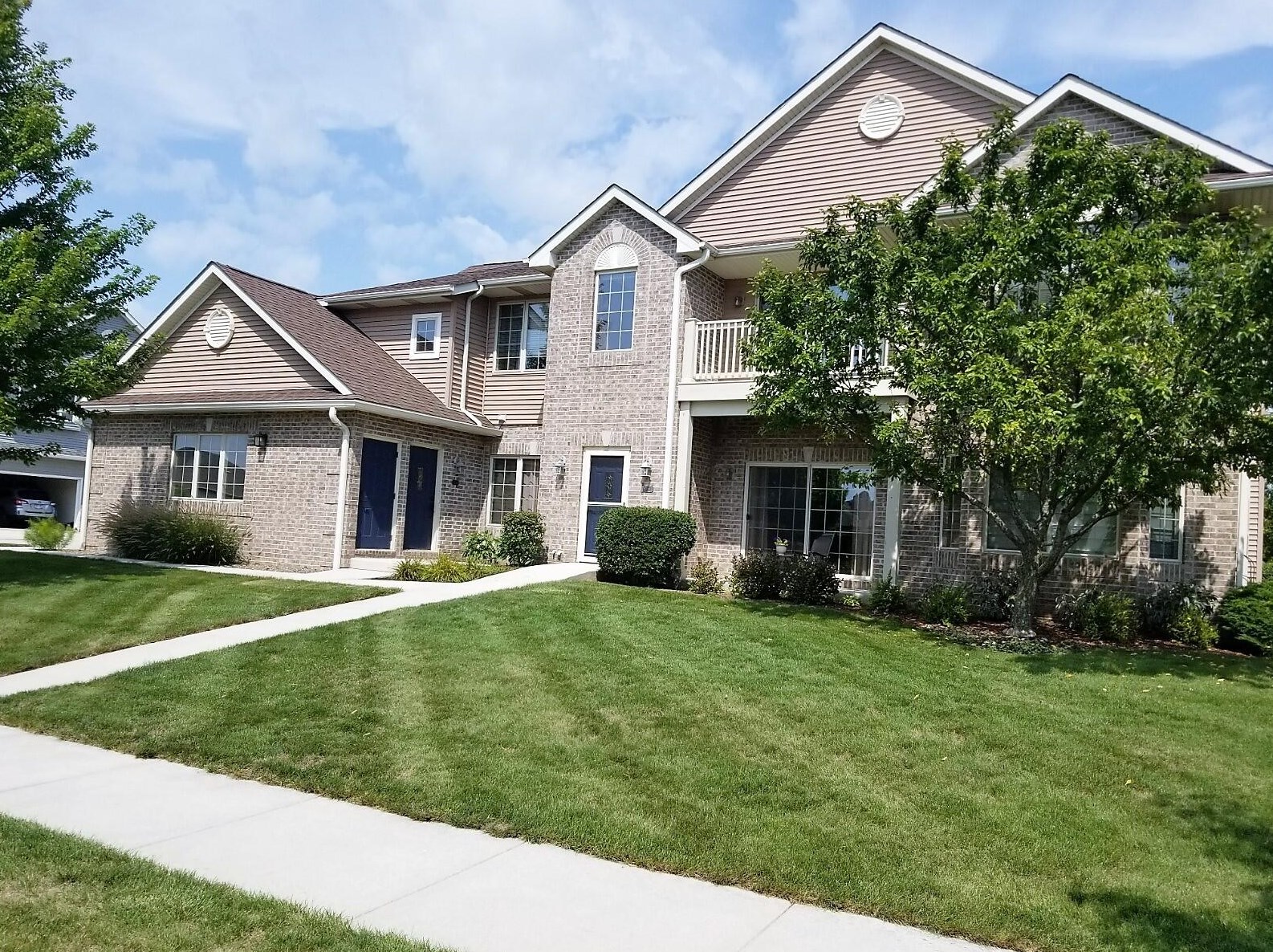 354 Redding Cir, Belgium, WI 53004-9453