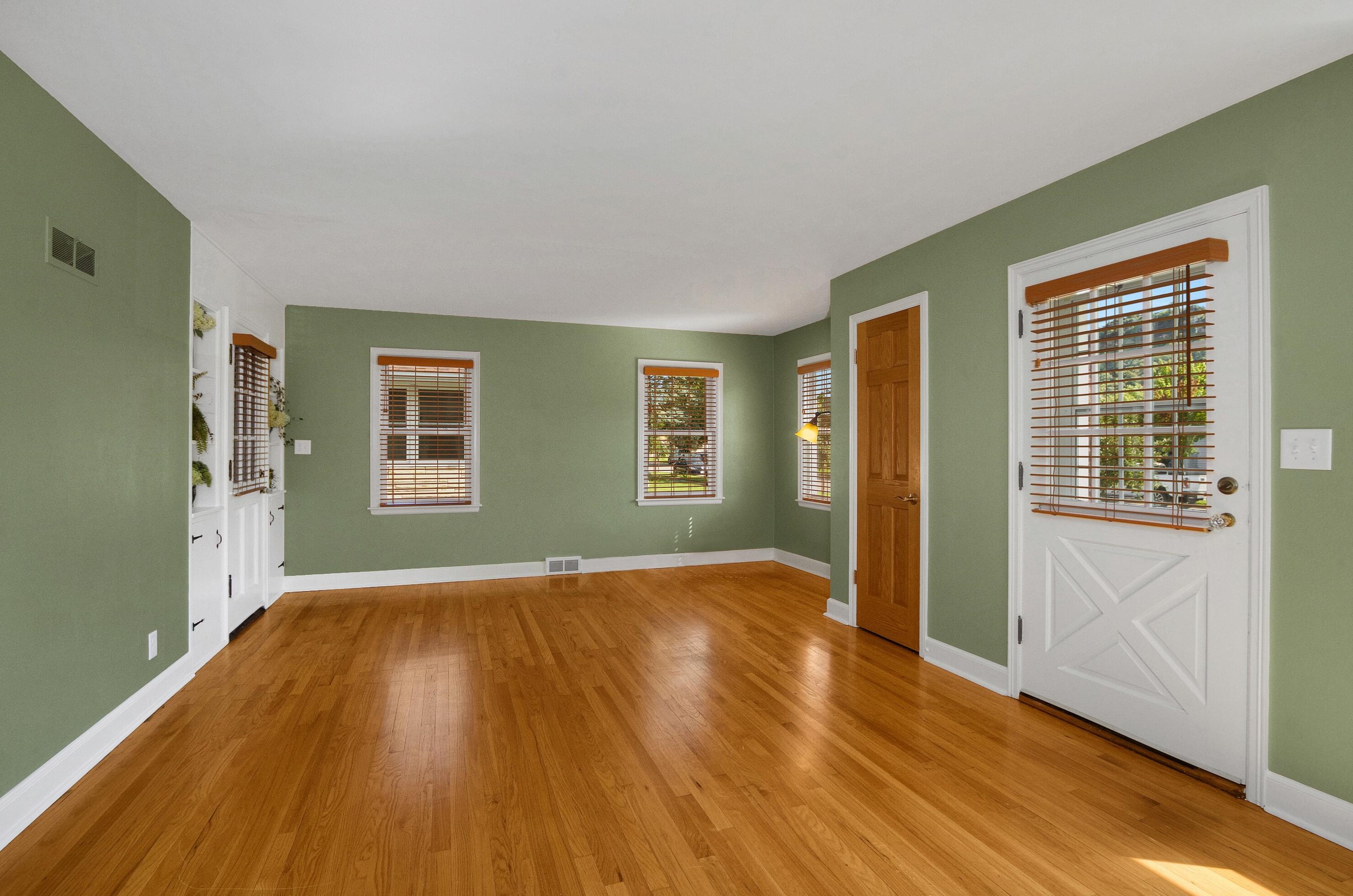 332 24th St S, La Crosse, WI 54601