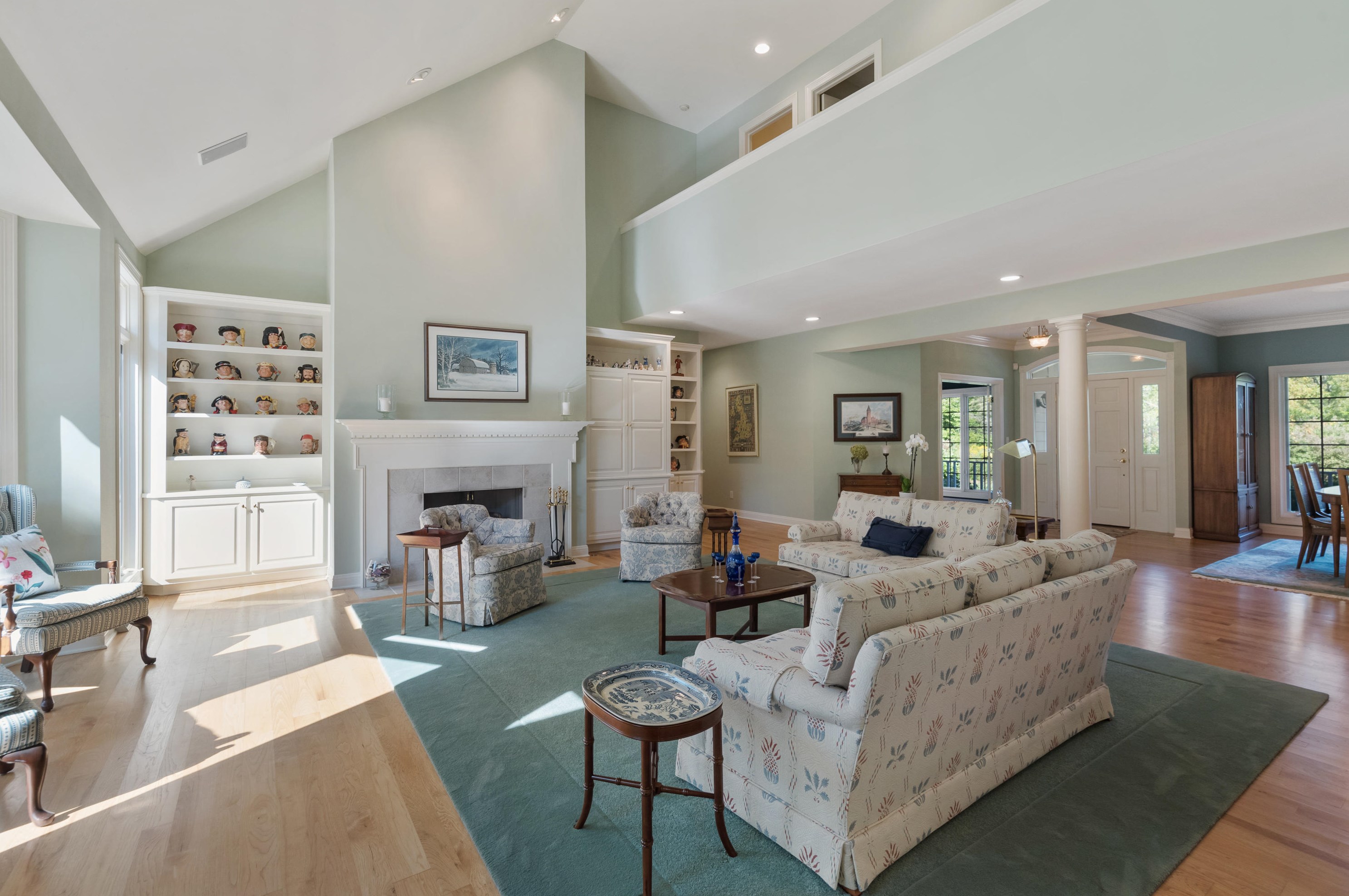 9645 N Columbia Creek Ln, Thiensville, WI 53092