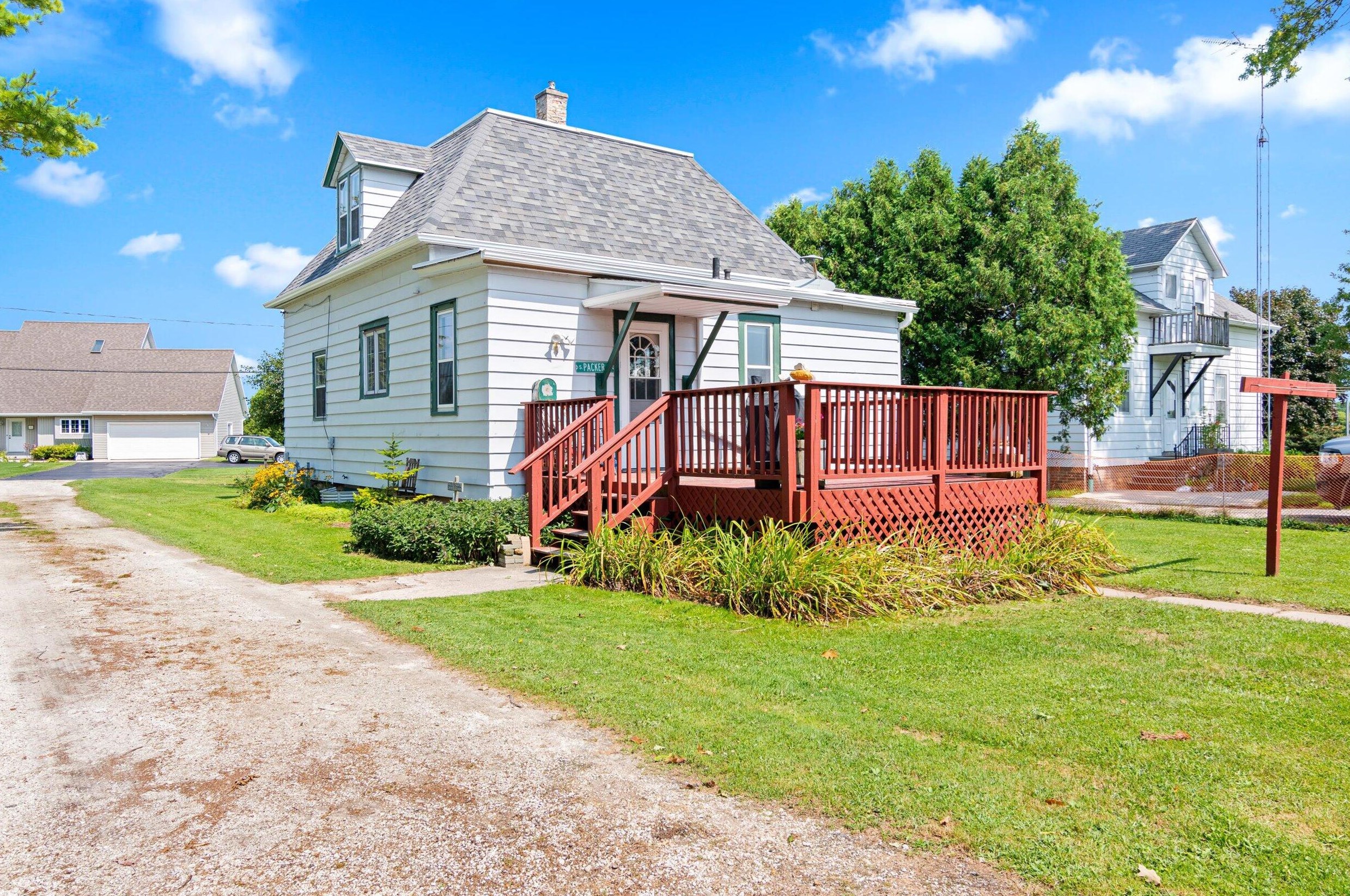 409 S Packer Dr, Manitowoc, WI 54220