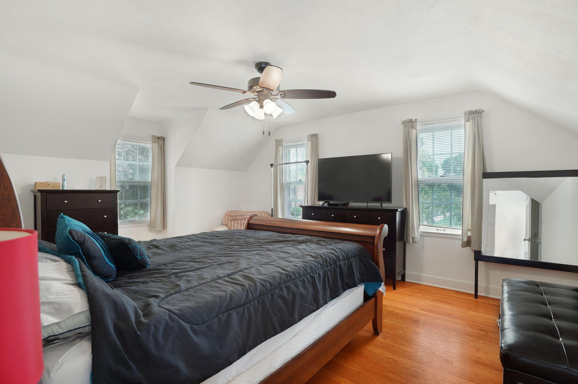 605 William St, Racine, WI 53402-4233