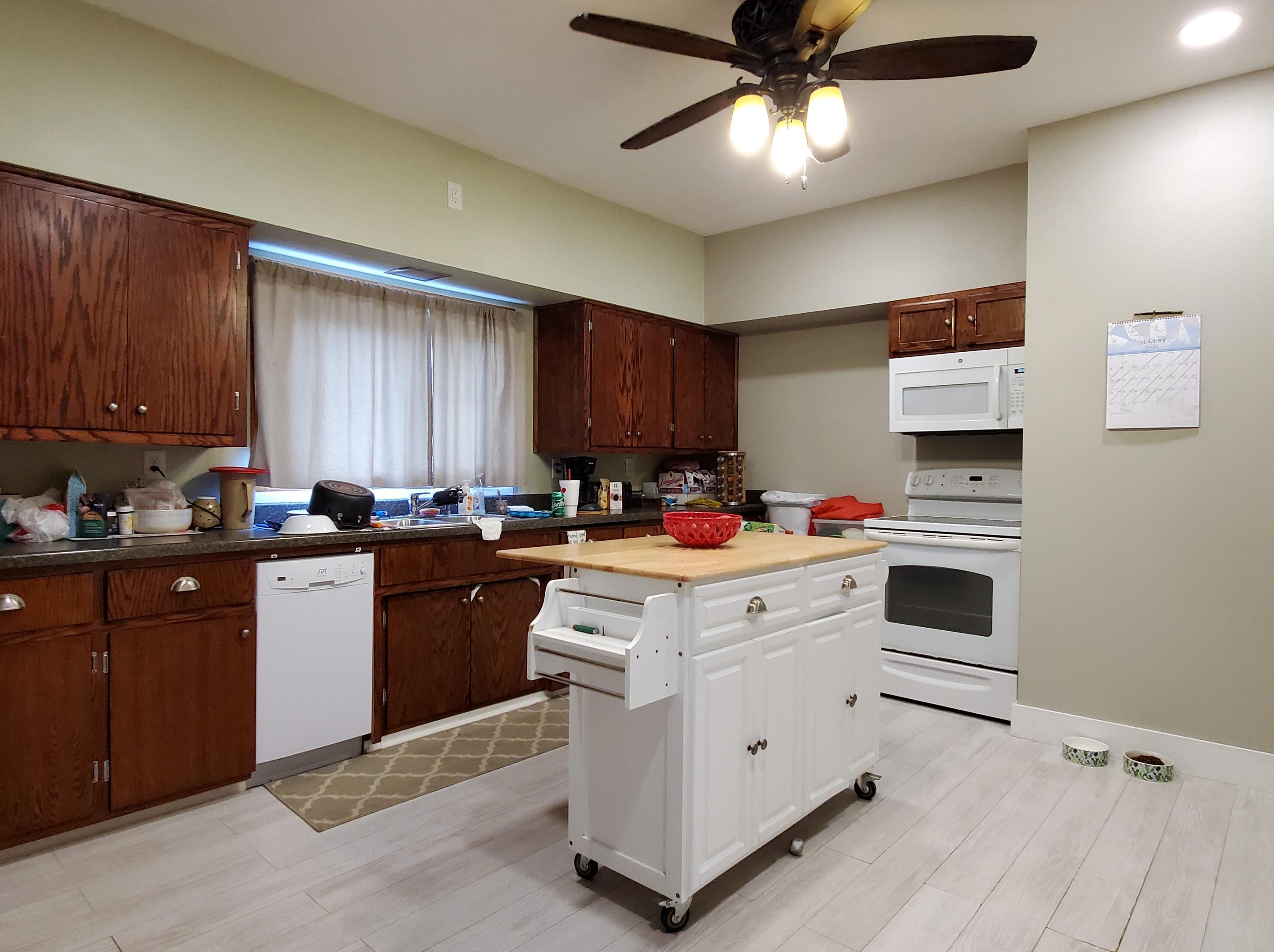 1230 Marquette Ave, South Milwaukee, WI 53172-2529