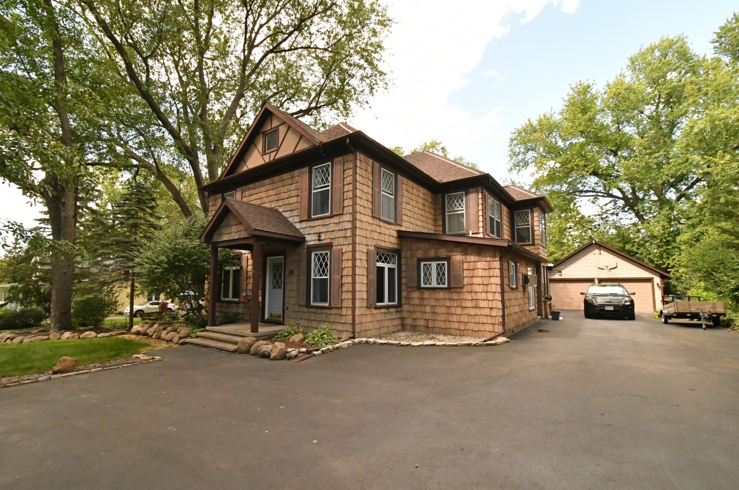 612 Illinois Ave, Green Lake, WI 54941-9750