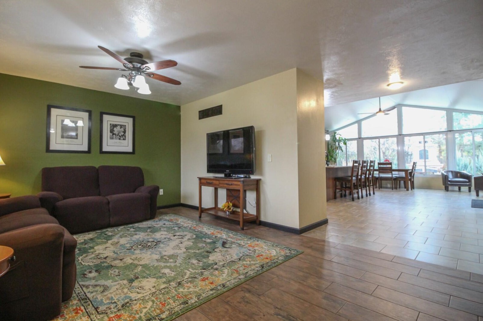 1405 Montclair Pl, Fort Atkinson, WI 53538-1398