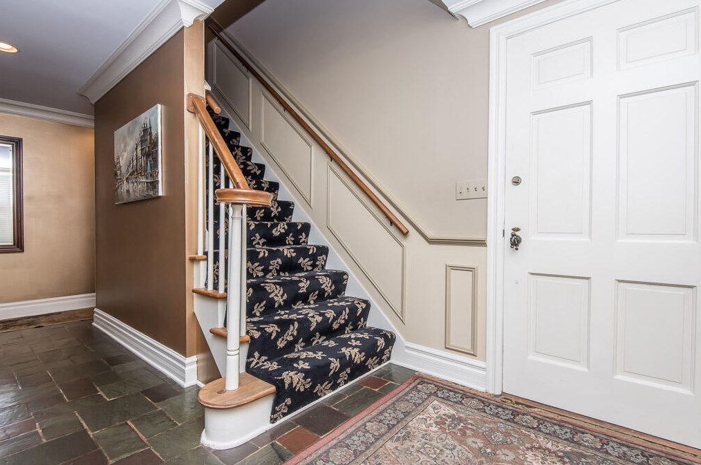 1880 Churchview Dr, Brookfield WI 53005-5133 exterior