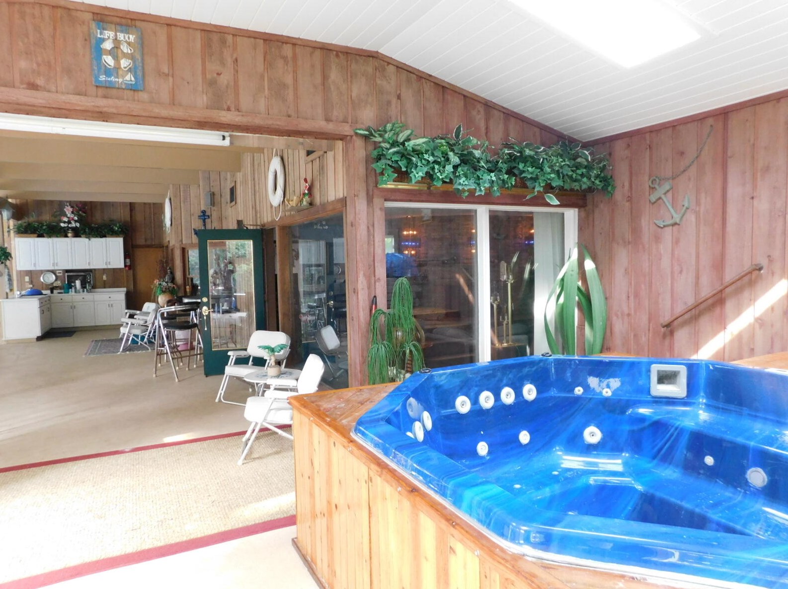 830 Janacek Rd, Brookfield WI 53045-6050 exterior