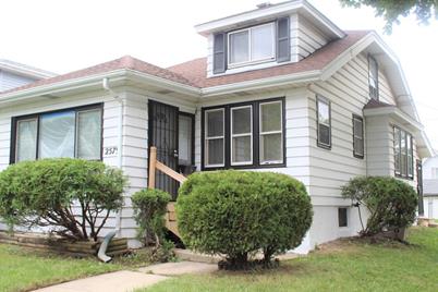 2579 N 58th St - Photo 1