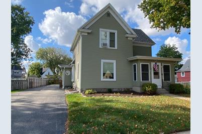 121 Weber St - Photo 1