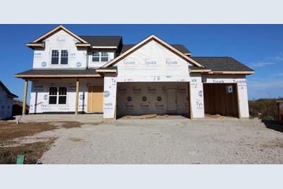 9191 Creekside Cir - Photo 1
