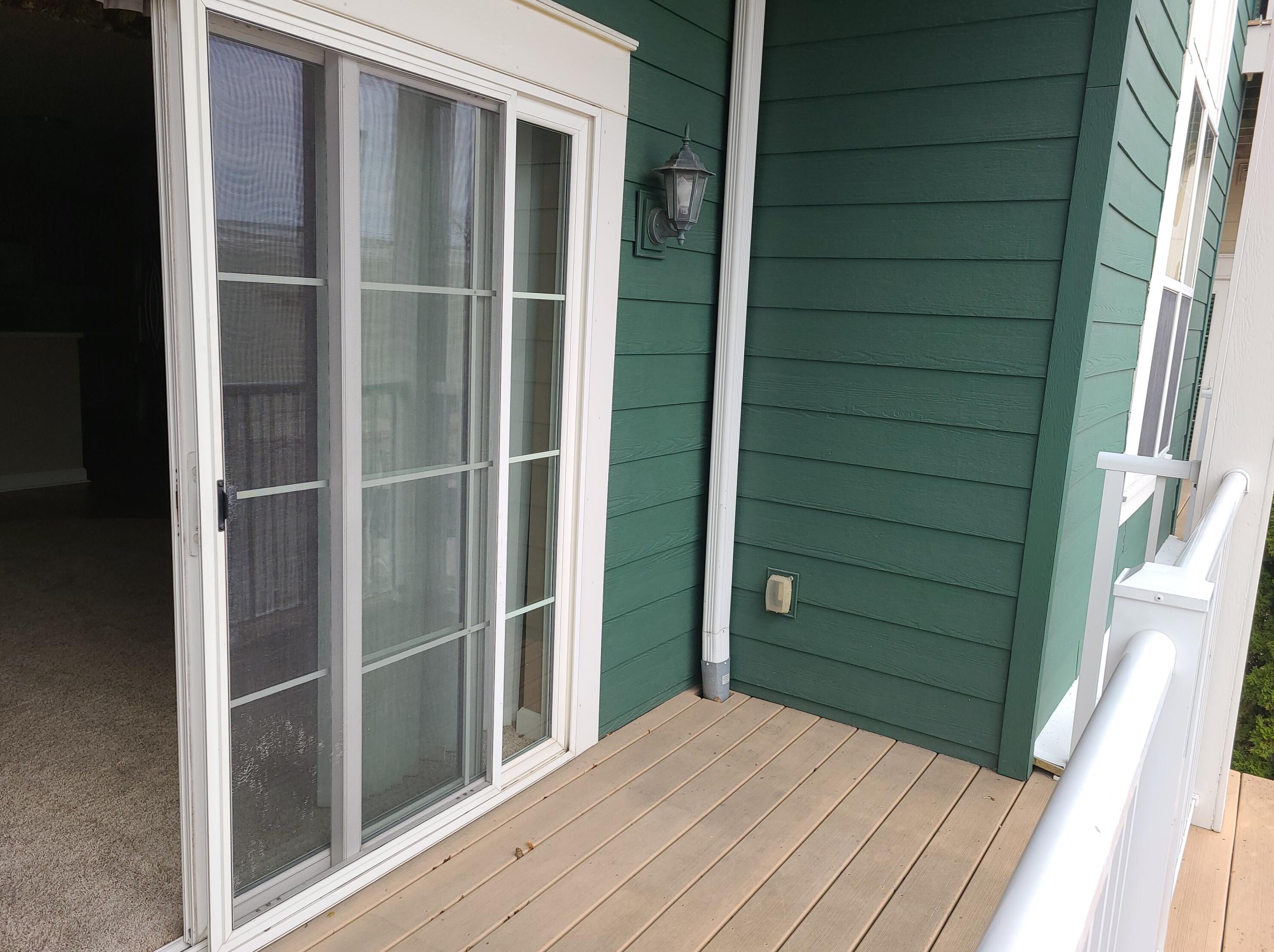 1335 11th Ave, Grafton, WI 53024-1949