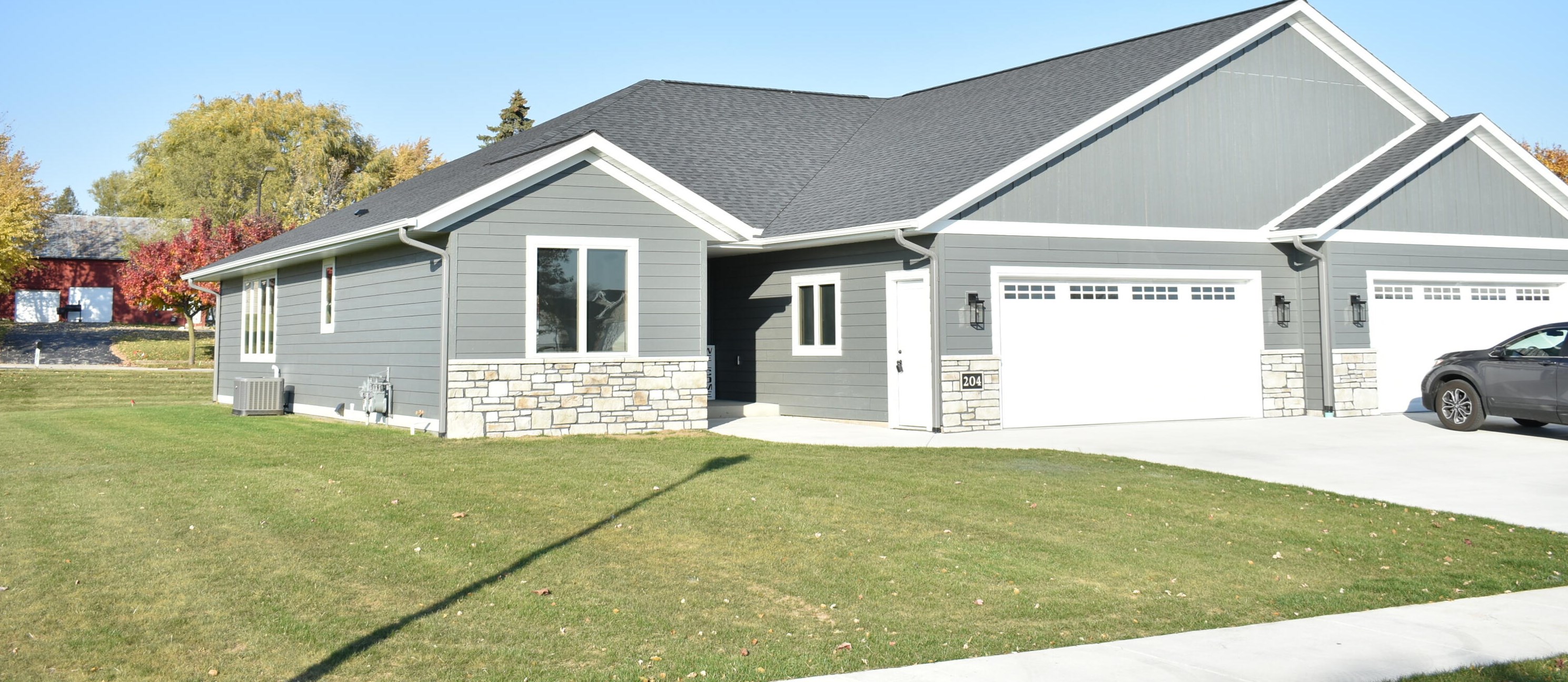 204 Eastfield Dr, Oostburg, WI 53070