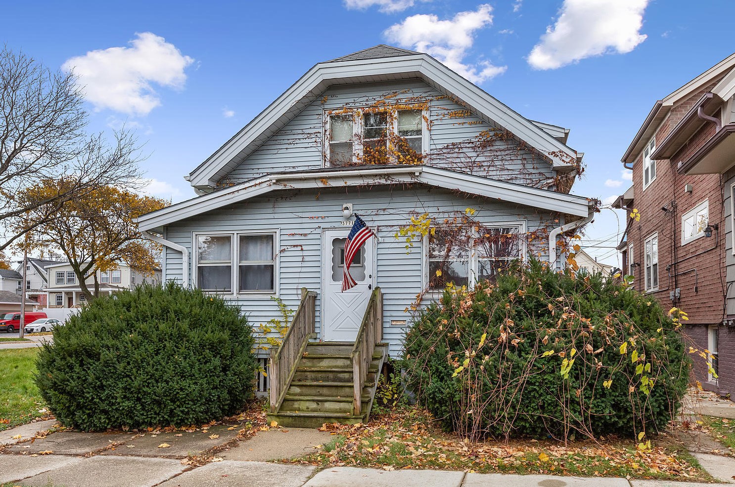 3771 Squire Ave, Cudahy, WI 53110-1527