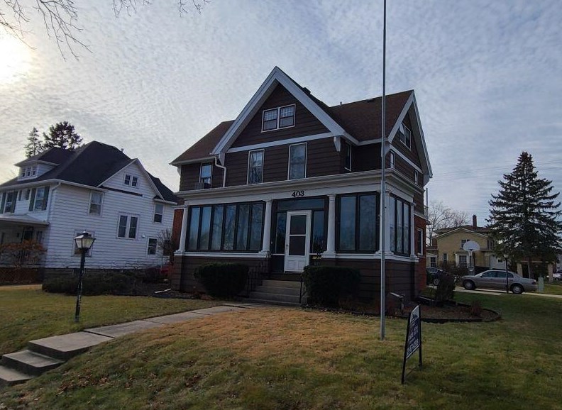 403 Whitewater Ave, Jefferson, WI 53549-1730