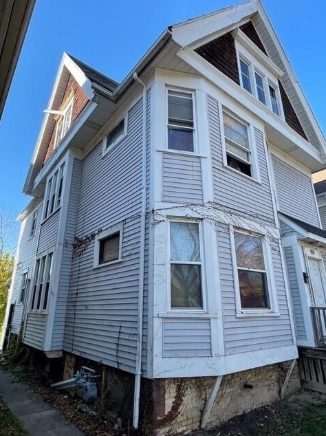 2559 N 38th St #2561, Milwaukee, WI 53210