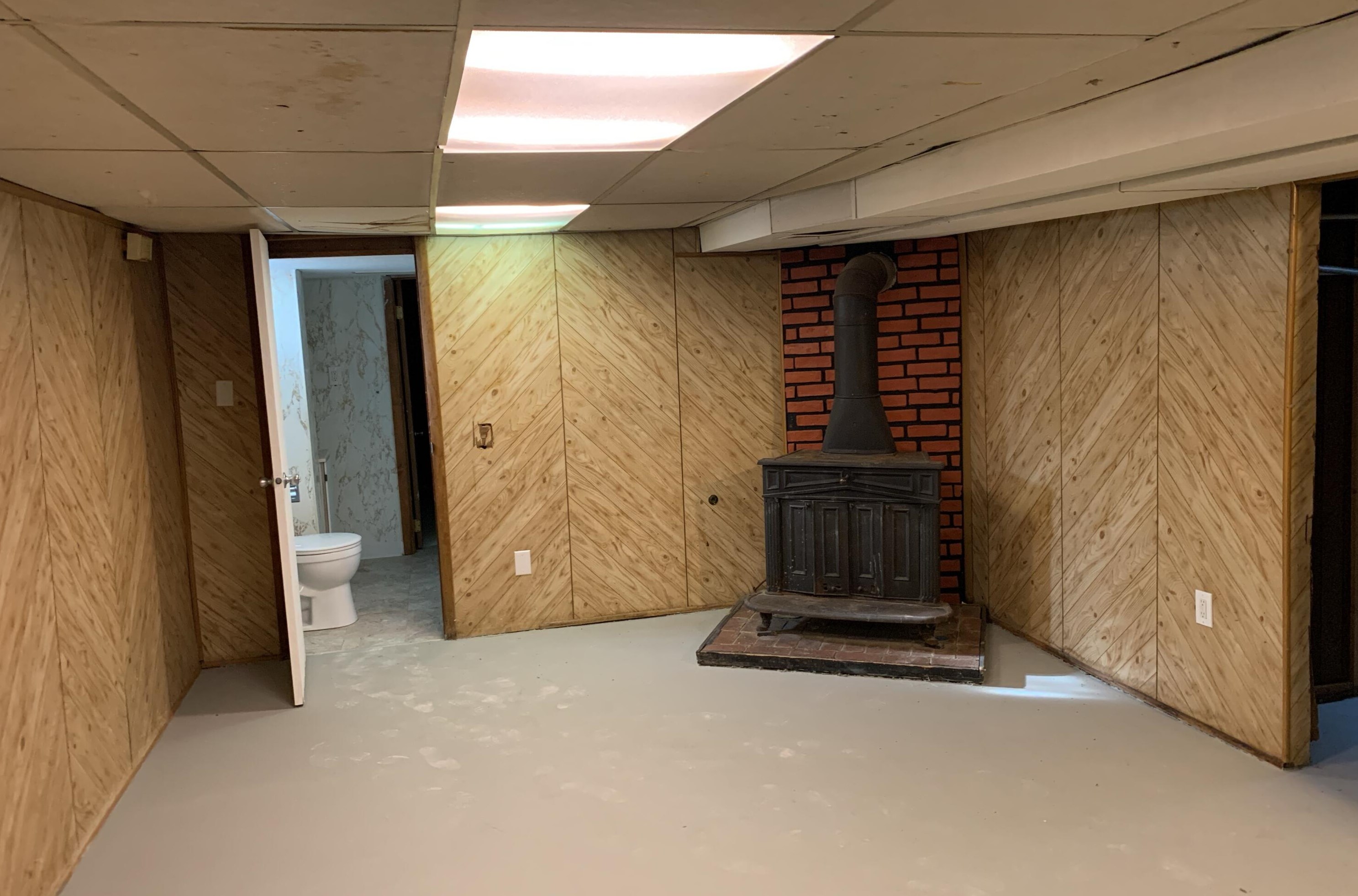 6715 54 St, Milwaukee WI 53219-2208 exterior