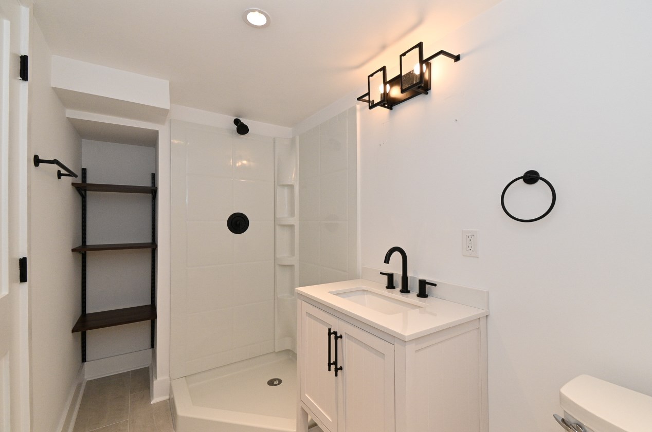 126 Brook Ln, Delavan WI 53115-1611 exterior