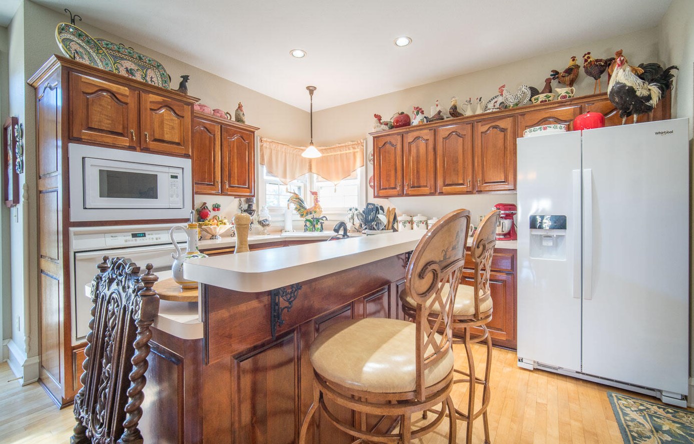 4225 Stoney Ln, Slinger, WI 53086