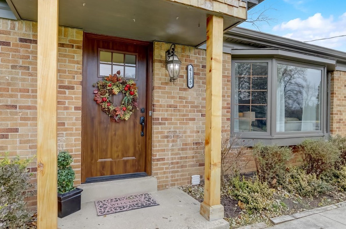 4135 133rd St, Brookfield, WI 53005-1701