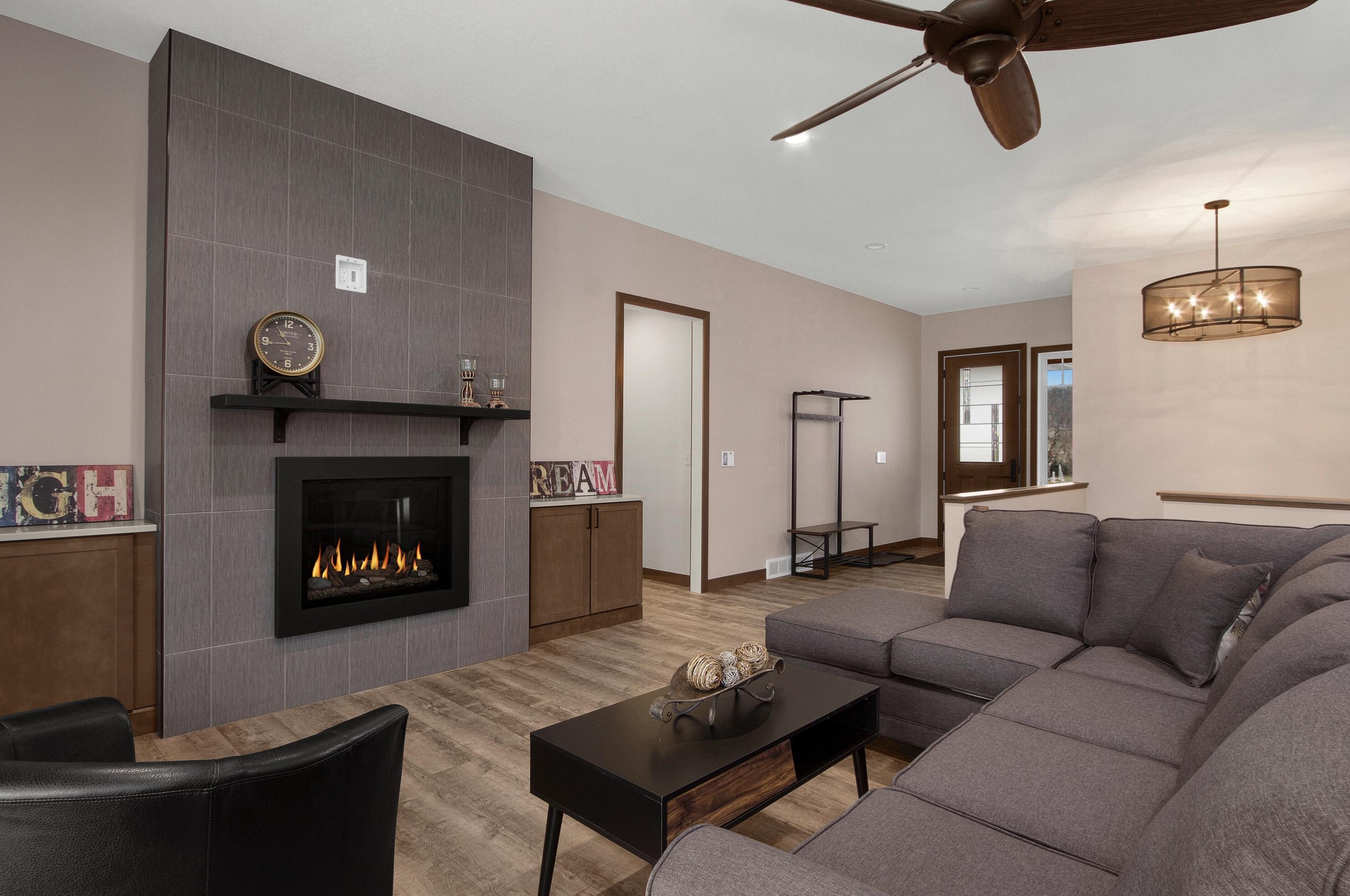 5211 Creekside Pl, La Crosse, WI 54601