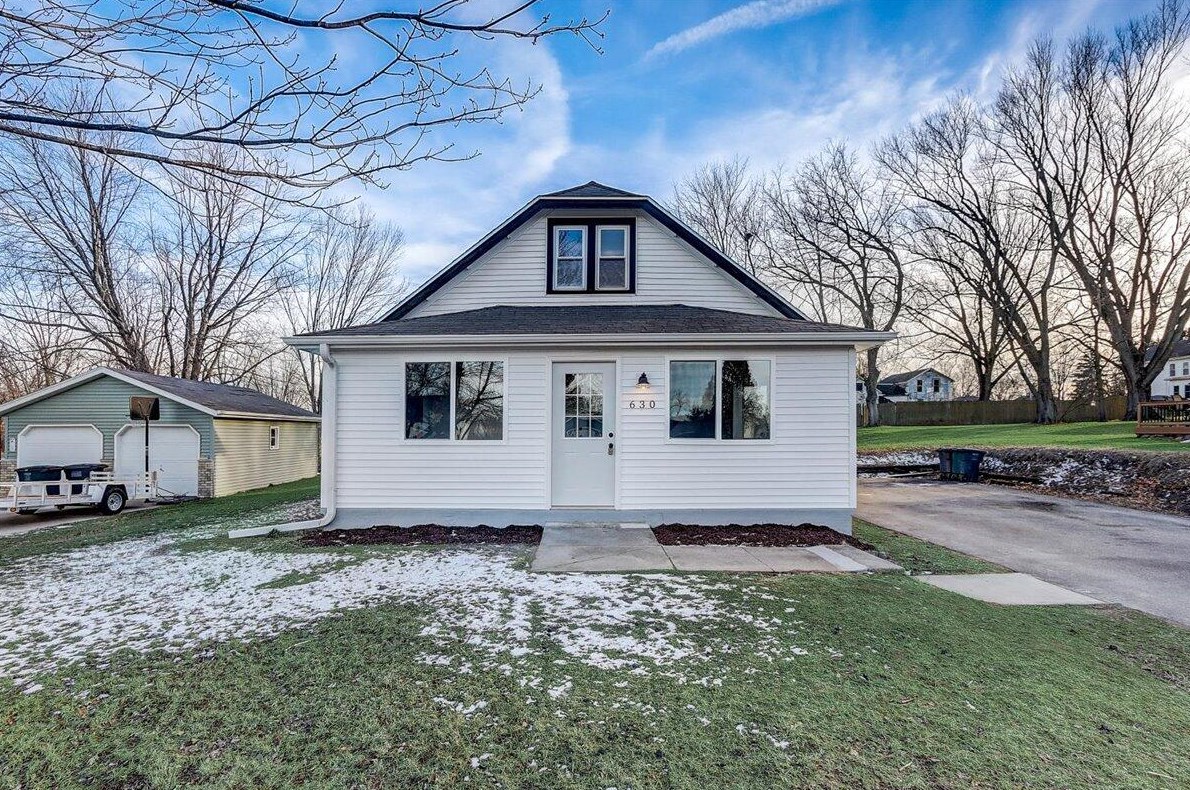 630 Little River Ct, Jefferson, WI 53549-1863