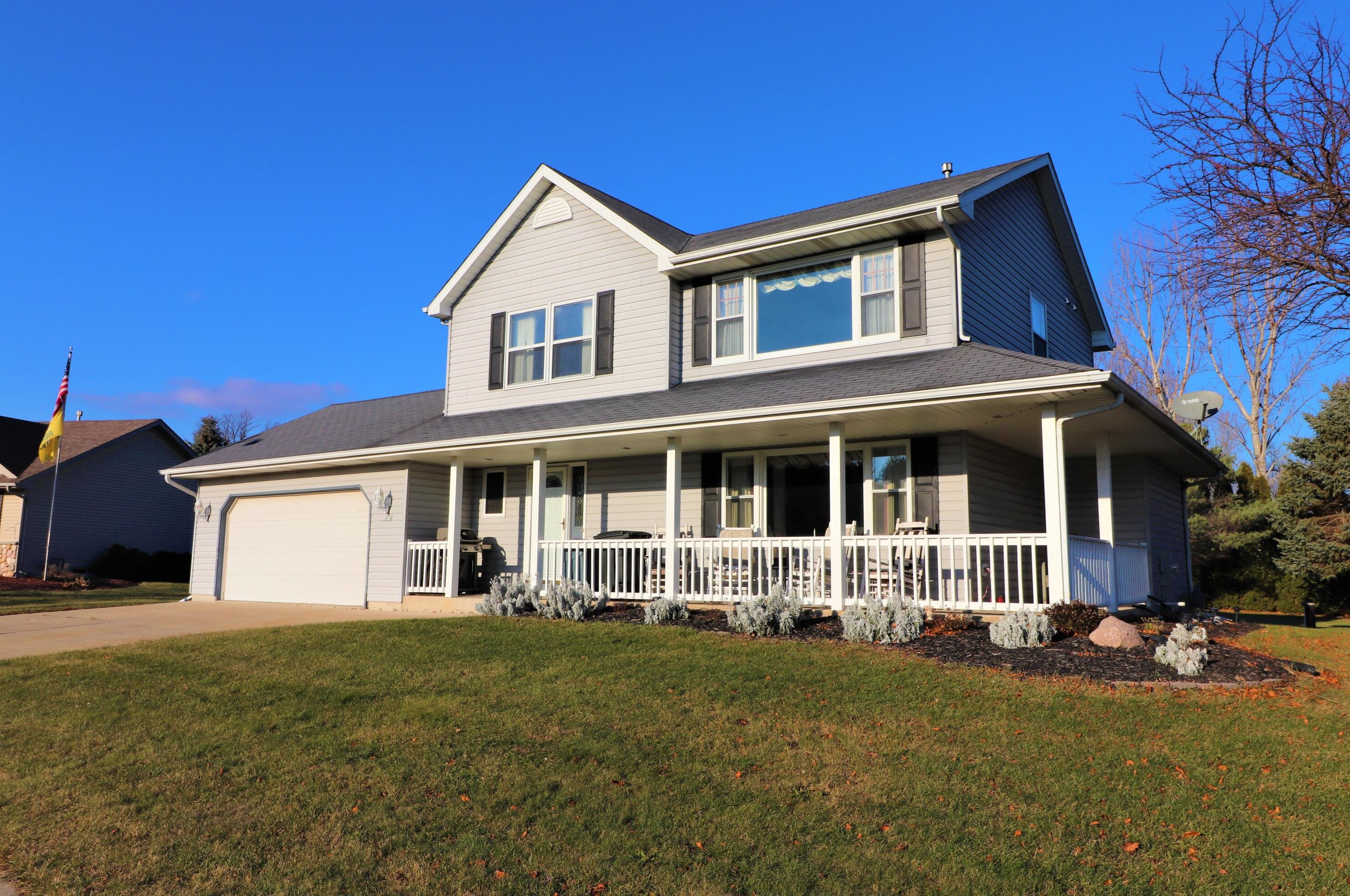 1474 Creek Side Dr, Lyons, WI 53105-8217