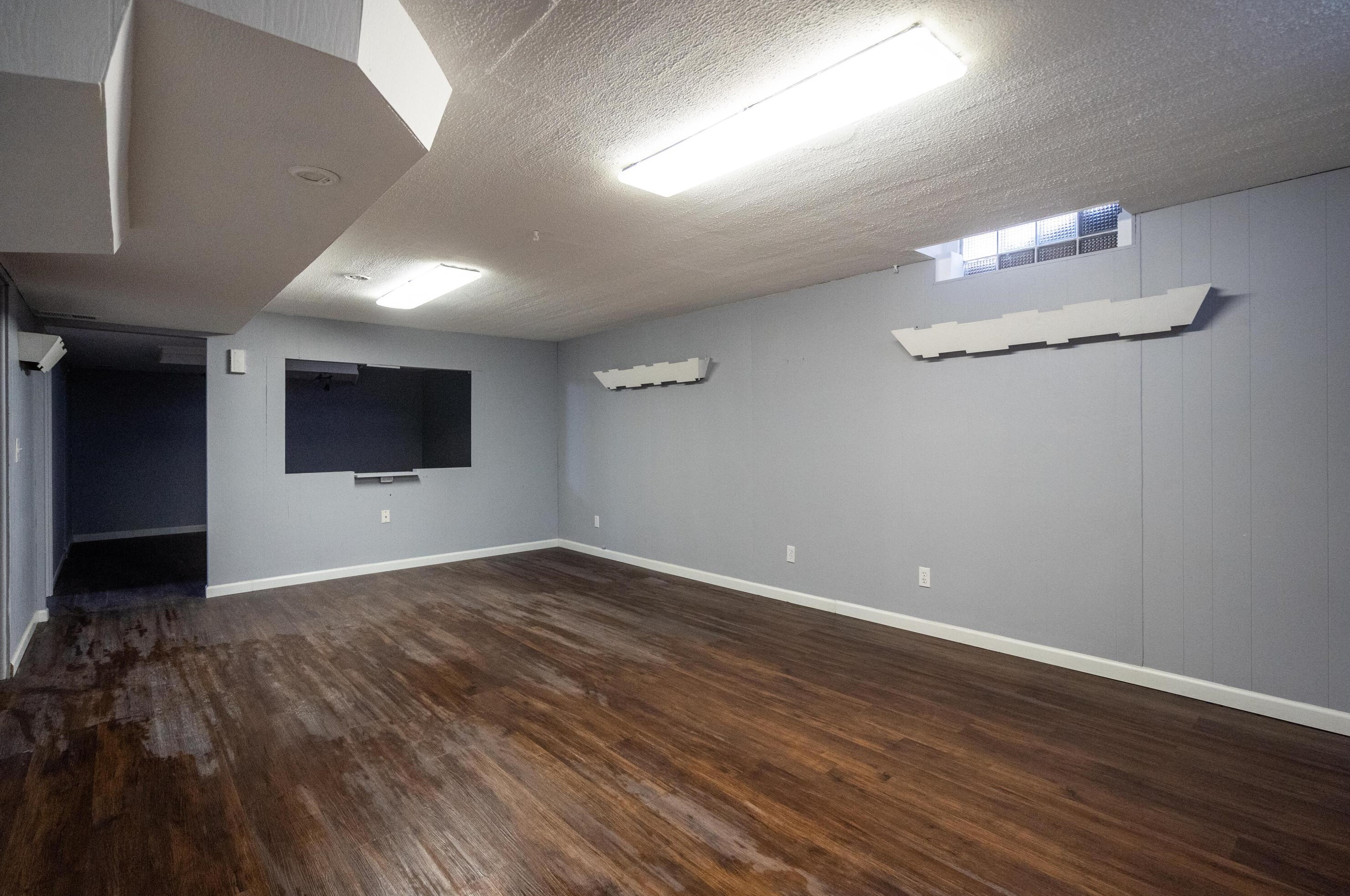 4256 72, Milwaukee WI 53216-1037 exterior